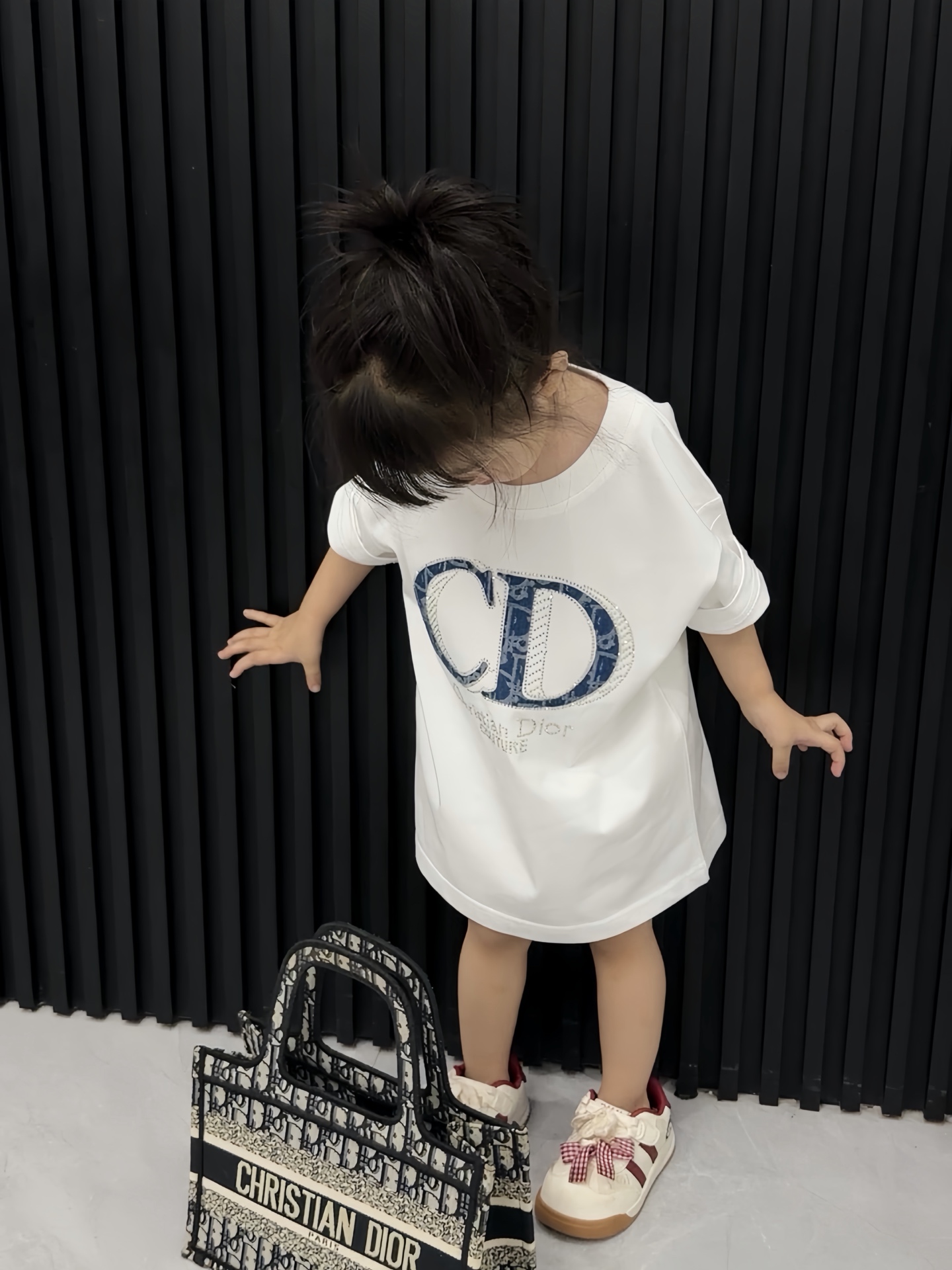 Dior Camiseta foto de uso real, el artículo es súper brillante✨