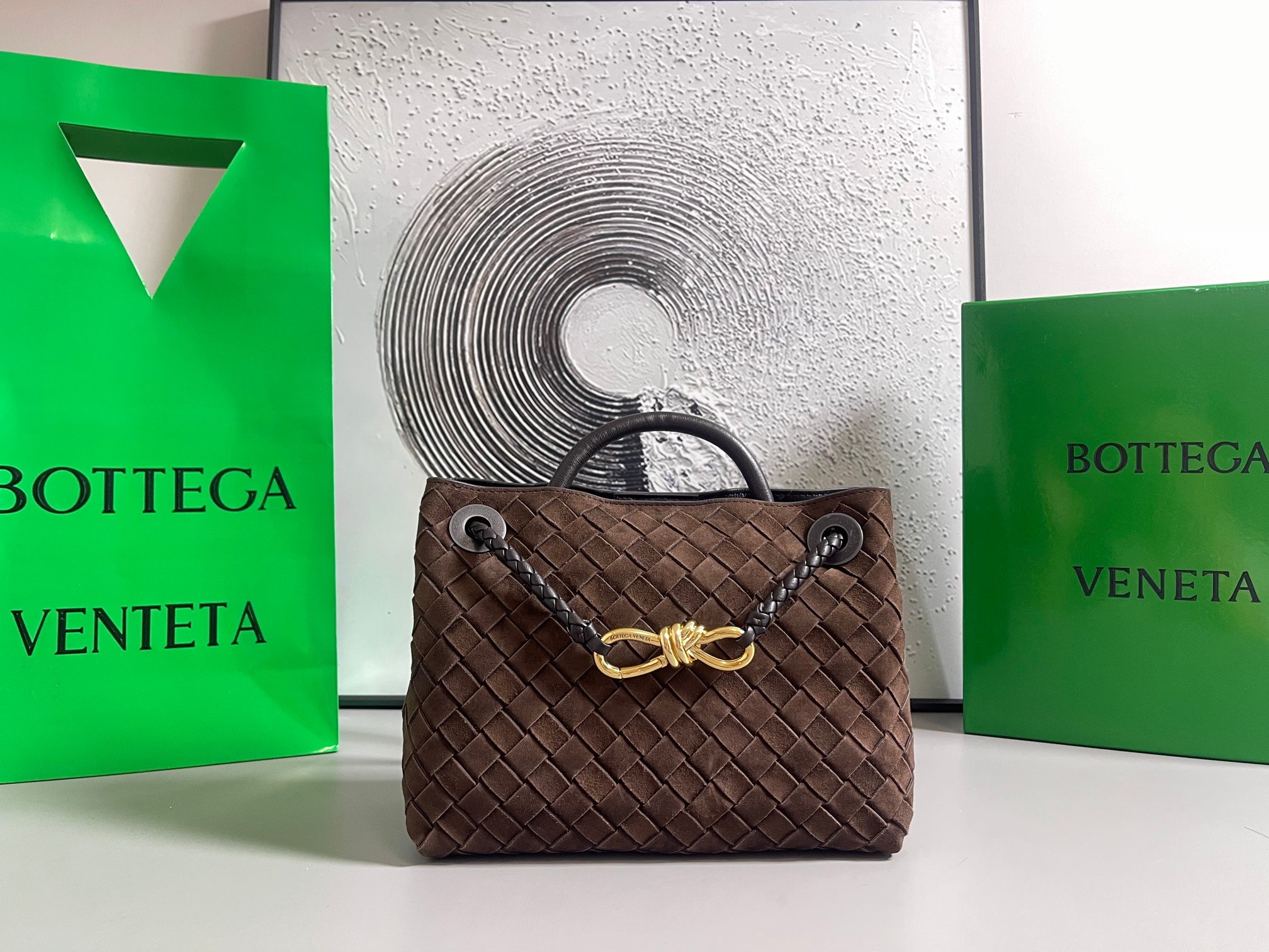 Bottega Veneta BV新款Intrecciato编织皮革小号手提包 配有滑动斜挎背带·内设隔层