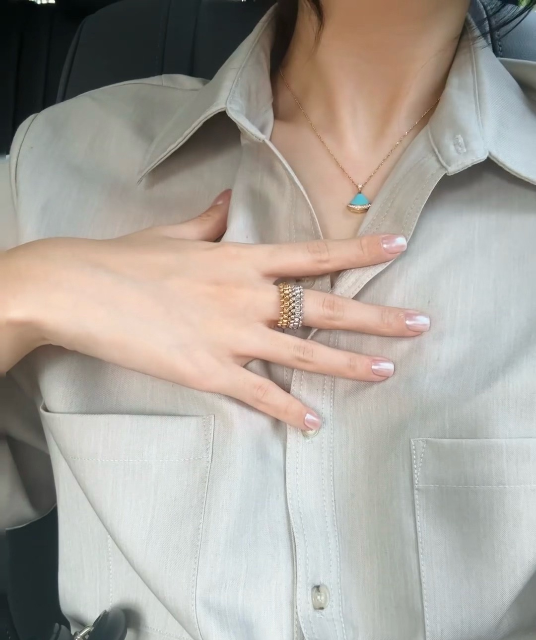 NO:635967,Turquoise wearing pictures, Cartier high-end jewelry19860909绿松石佩戴图,,卡迪亚高端饰品,Jewelry