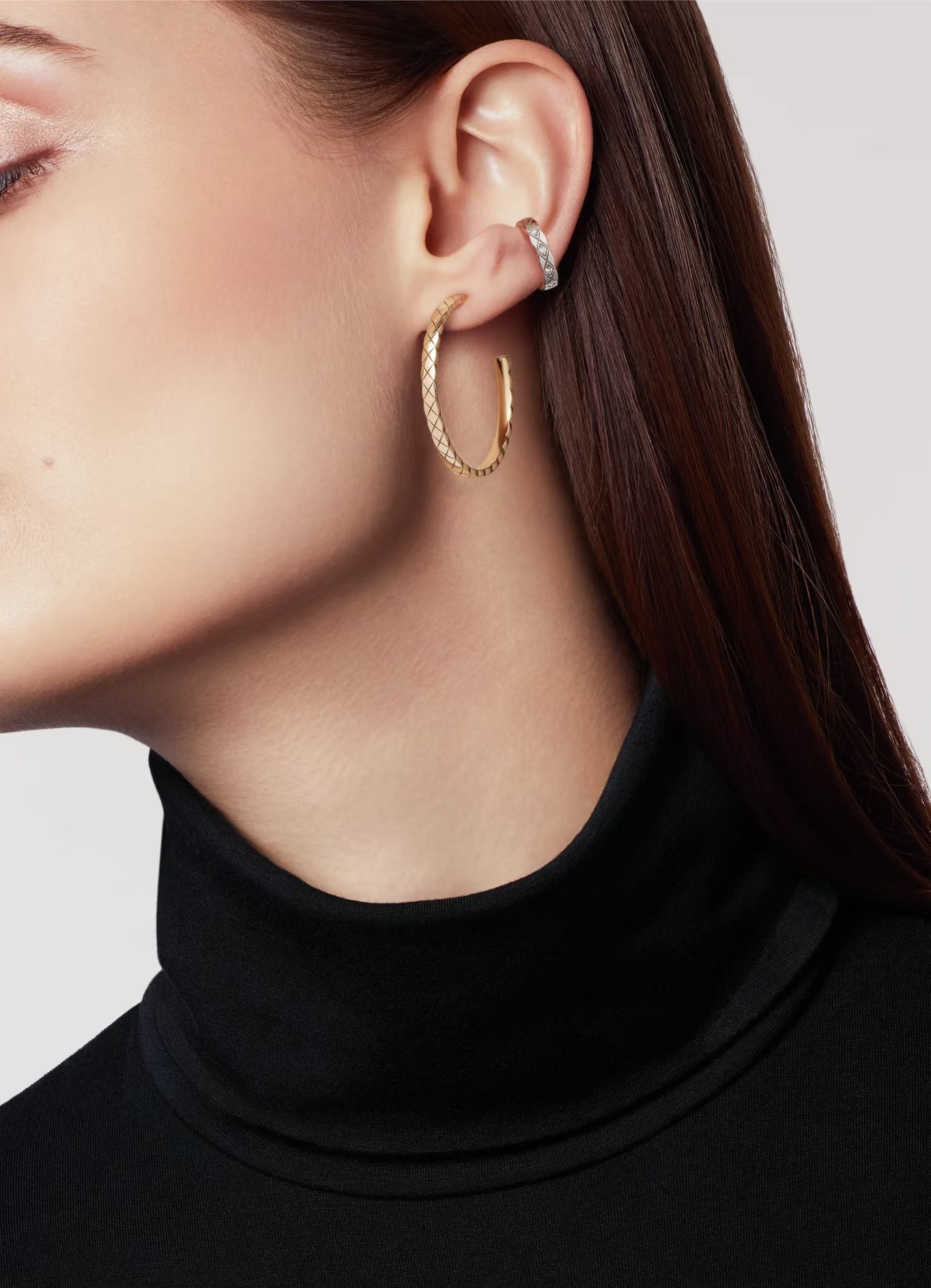 NO:633132,The big circle is quite aura!  ,,Cardia high-end jewelry19860909大圈够气场！,,卡迪亚高端饰品,Jewelry