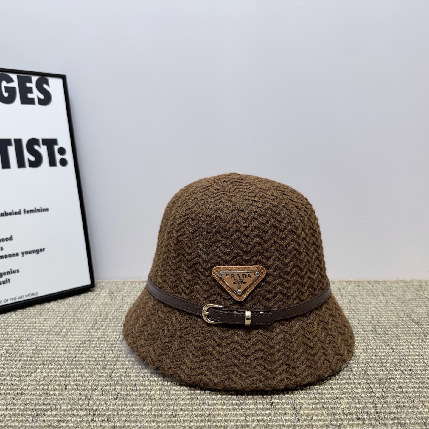 💛配防尘袋【PRADA普拉达】2026秋冬新款针织渔夫帽，🔆百搭日常款～休闲出街#