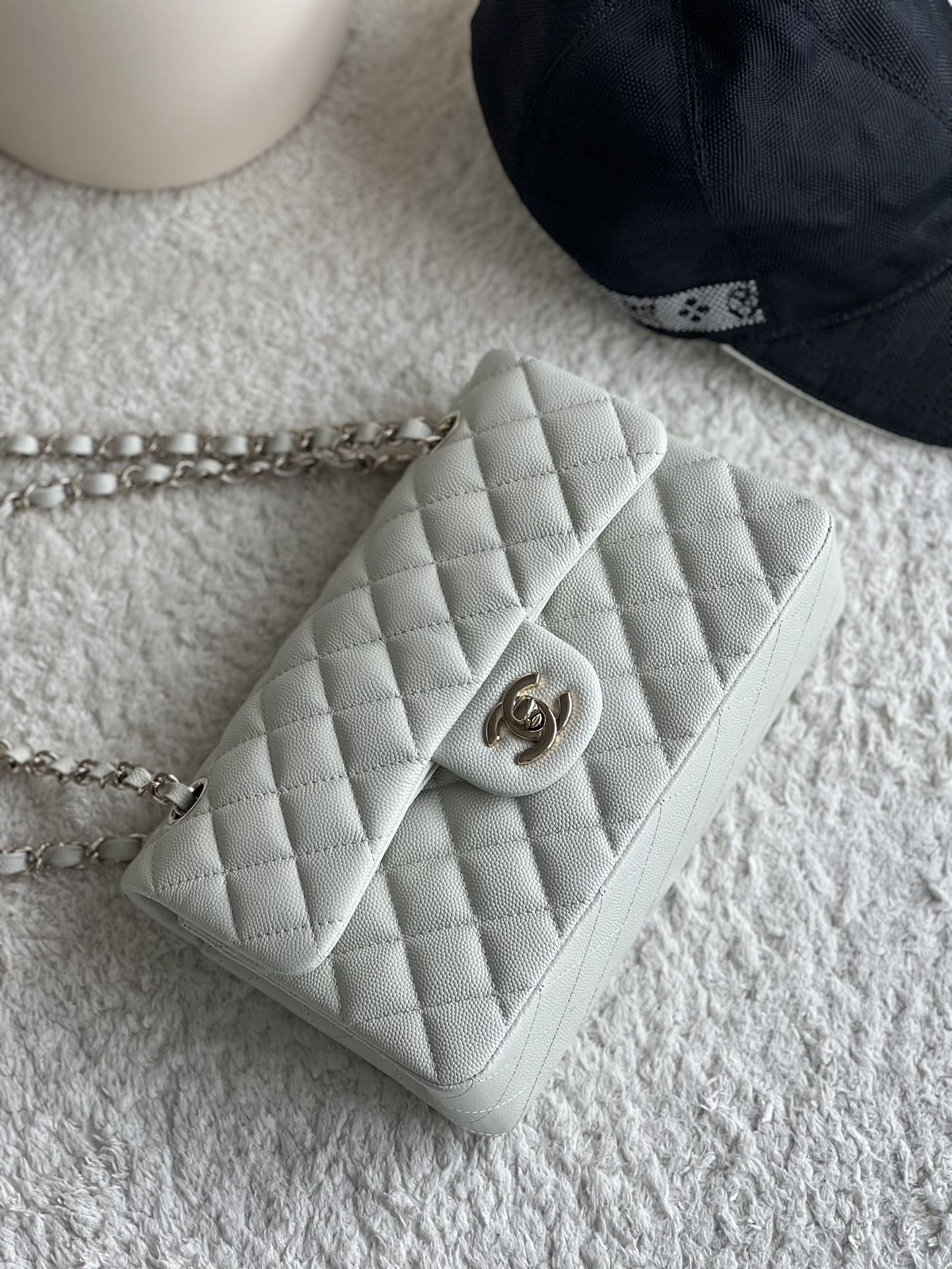 NO:177097,Genuine grade original leather series caviar ball pattern exclusive quality all steel hardware lambskin inside model, special grade large-scale Chanel original leather, chanel, sheepskin19860909正品级 原厂皮 系列 鱼子酱小球纹 独家品质 全钢五金 里內配小羊皮  型号,特级大厂货香奈儿原厂皮,chanel,sheepskin,Bag