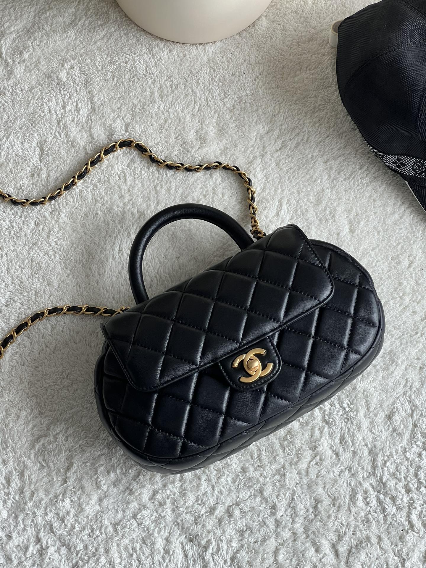 chanel24c coco Flap Handbag Official 4659 Seasonal Spicy Chicken Fried Chickennice coco handleThe classic model is almost the best. Imported shee