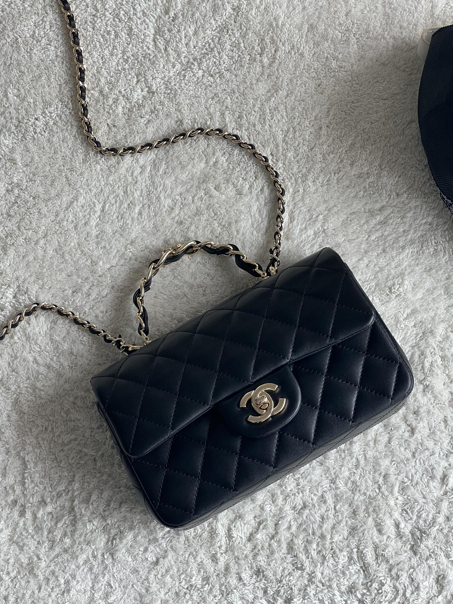 NO:178904,Special grade original leather The new version is a metal handle [Strong] Classic original leather The ceiling in the classic, super practical and durable original lambskin pure steel hardware, rare sources of goods, and it is often easy to be out of stock. The feel of the whole bag is perfectly agreed with the authentic product [Celebration] Size ** Model number -, Super large-scale Chanel original leather, chanel, sheepskin19860909特级  原厂皮 新版本是金属手柄哦[强]经典之 原厂皮 经典中的天花板,超实用耐看原厂小羊皮纯钢五金、货源稀少,经常容易断货 整个包的手感与真品完美达成一致[庆祝] 尺寸** 款号-,特级大厂货香奈儿原厂皮,chanel,sheepskin,Bag