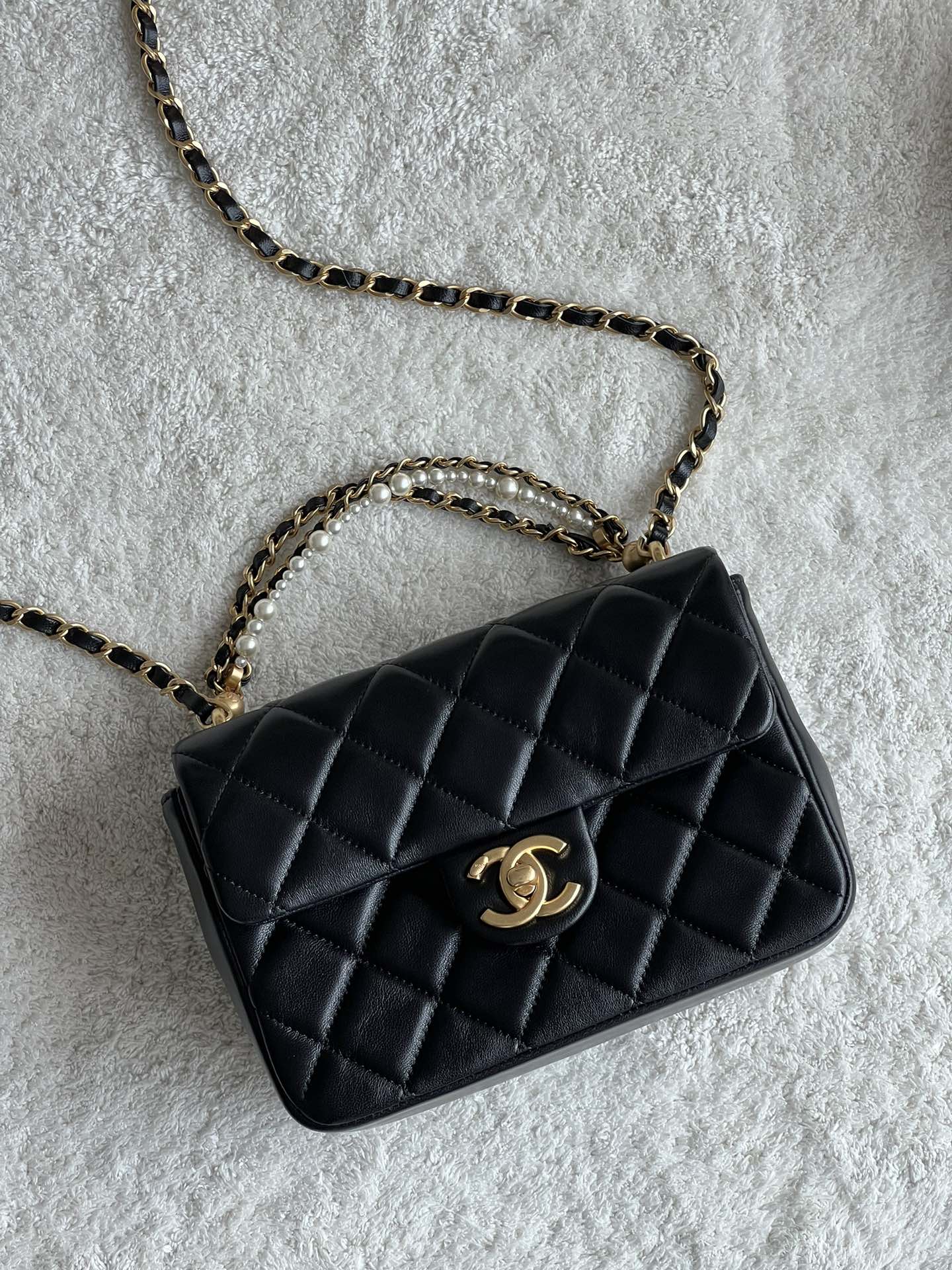 NO:178189,Super-grade original leather, pearl square fat black leather imported lambskin hardware all-steel retro hardware Size.*.*. Model, super-grade large-scale Chanel original leather, chanel, sheepskin19860909特级 原厂皮 口盖珍珠方胖子 黑色 皮质进口小羊皮 五金全钢复古五金 尺寸.*.*. 型号,特级大厂货香奈儿原厂皮,chanel,sheepskin,Bag