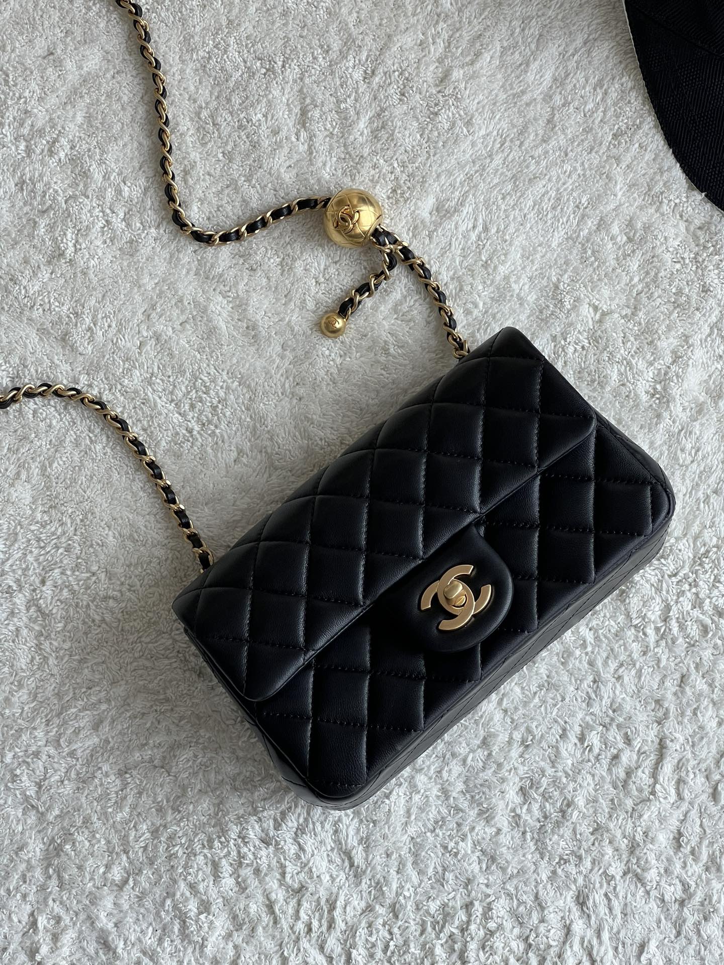 NO:179028,Special grade original leather New style gold ball leather material original leather hardware pure steel bag counter latest style, wide and stylish, delicate texture, full of details Size model number, special grade large-scale original leather Chanel, chanel19860909特级 原厂皮 新款金球 皮料原厂皮 五金纯钢 包型专柜最新款、挺阔有型、质感细腻、细节拉满 尺寸 款号,特级大厂货香奈儿原厂皮,chanel,Bag