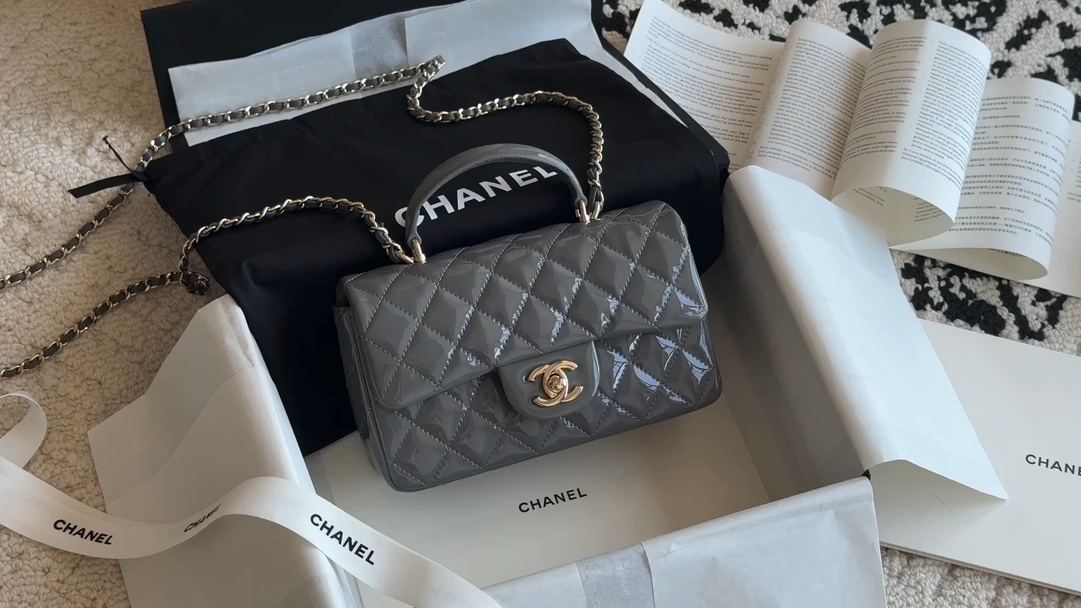 ❒𝐀𝐒𝟮𝟰𝟯𝟭 charol gris oro claro video toma real📷