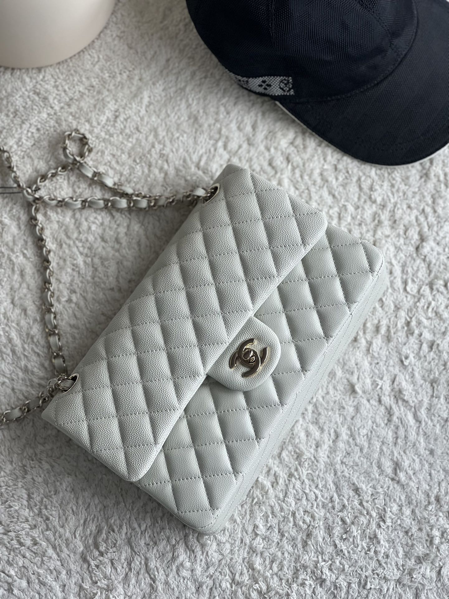 NO:177094,Genuine grade original leather series caviar small ball pattern exclusive quality all steel hardware lambskin inside. Model, super large-scale large-scale Chanel original leather, chanel, sheepskin19860909正品级 原厂皮 系列 鱼子酱小球纹 独家品质 全钢五金 里內配小羊皮  . 型号,特级大厂货香奈儿原厂皮,chanel,sheepskin,Bag