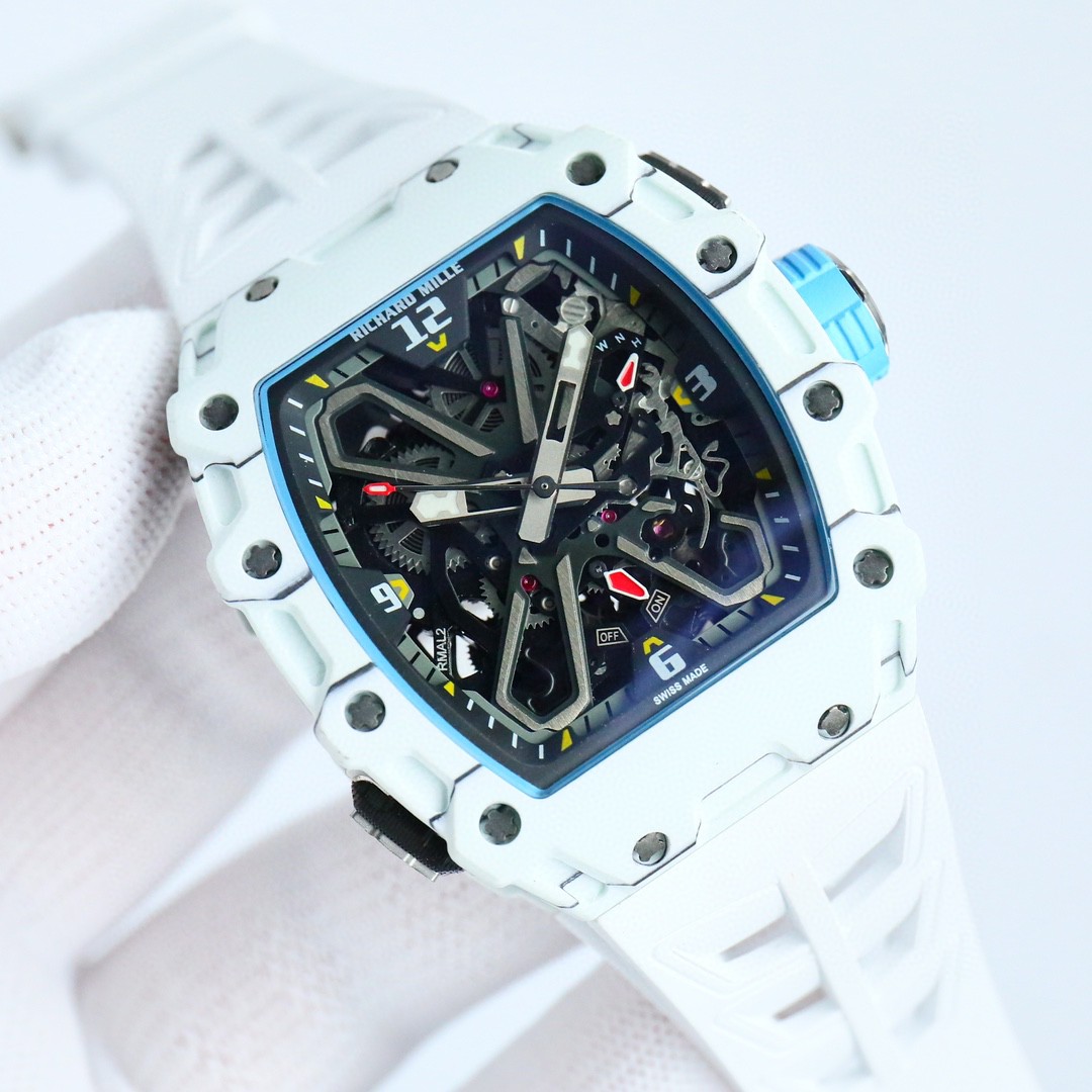 NO:532335,Integrated SAVIR-FAIRE designed an integrated tourbillon watch called RM35-03 rafaelnadal, with a five-level CarbonTT carbon fiber. The strap uses a soft feeling of pure rubber imported from Malaysia, and is only created exclusively - top-level ceiling replica!  ,19860909一体SAVIR-FAIRE设计了一款名为 RM35-03 rafaelnadal 的一体陀飞轮腕表,五级CarbonTT碳纤维,表带采用马来西亚进口纯橡胶柔软的感觉,只为专属打造—顶级天花板复刻！,,Watch