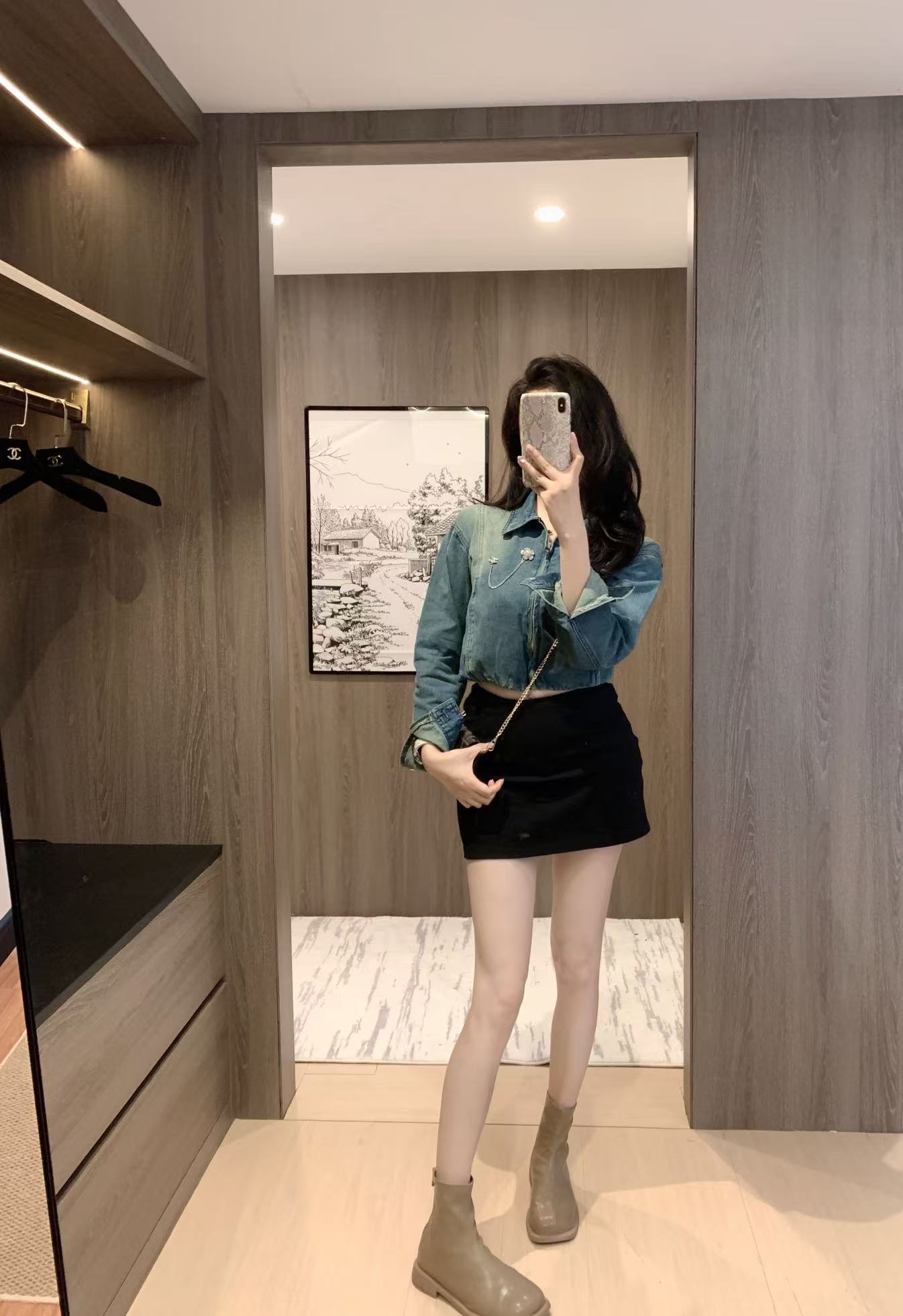 Chanel 25SS Cropped Denim Jacket - Vintage Wash, Designer Hardware 4 i1755617844987 6896 0 4