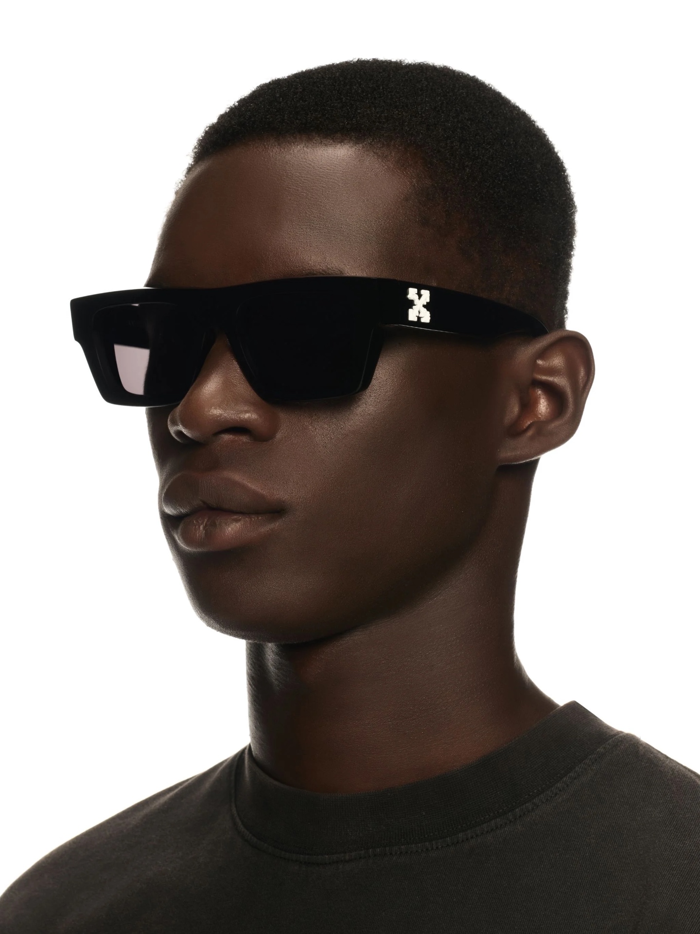 OFF WHITE MODEL：OERI145 SIZE:55口19-145