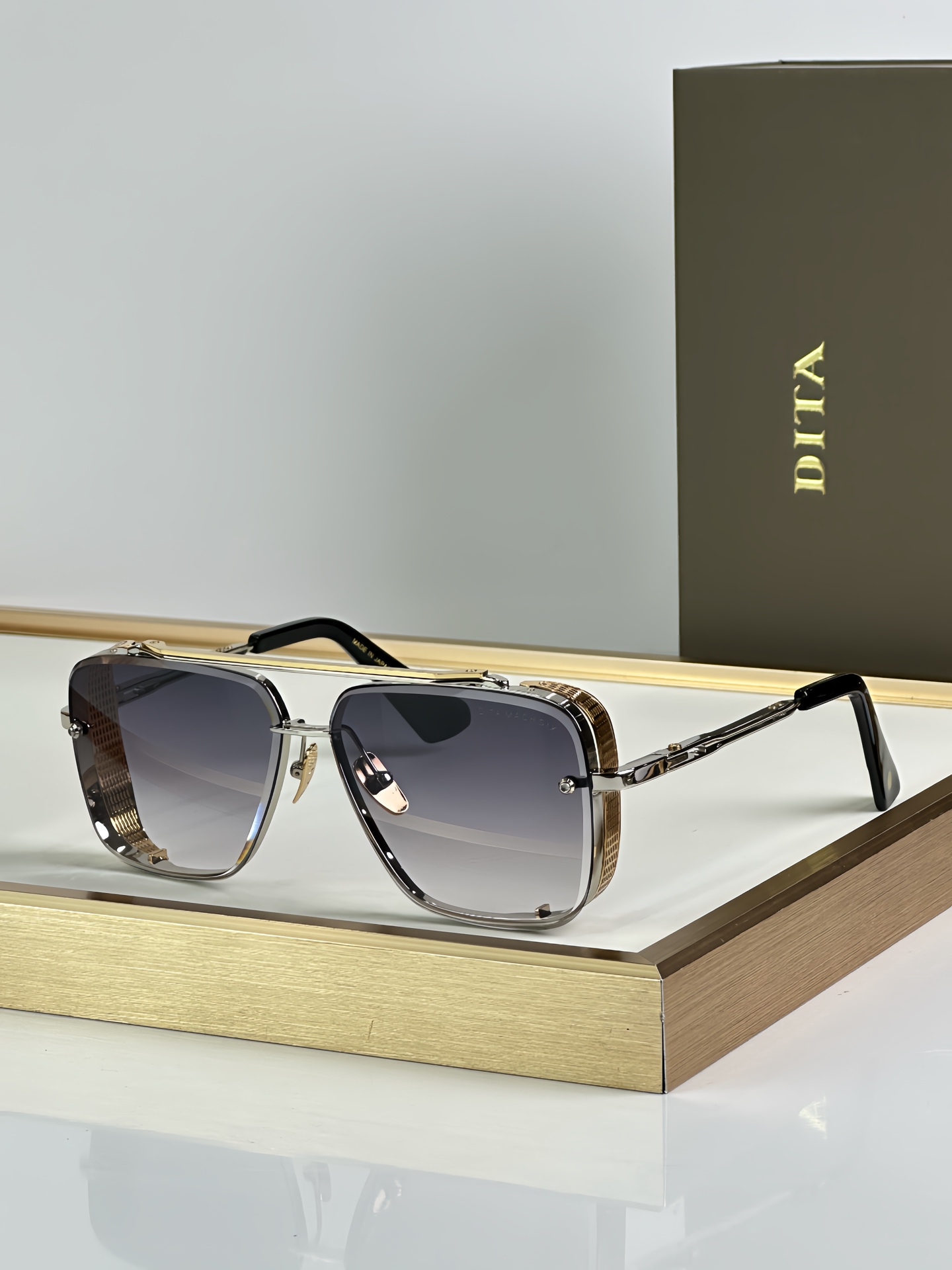 Dita MACH SIX Limited Edition Sunglasses | Racing-Inspired Design with Mesh Sides 4 i1750928184541 410 0 2