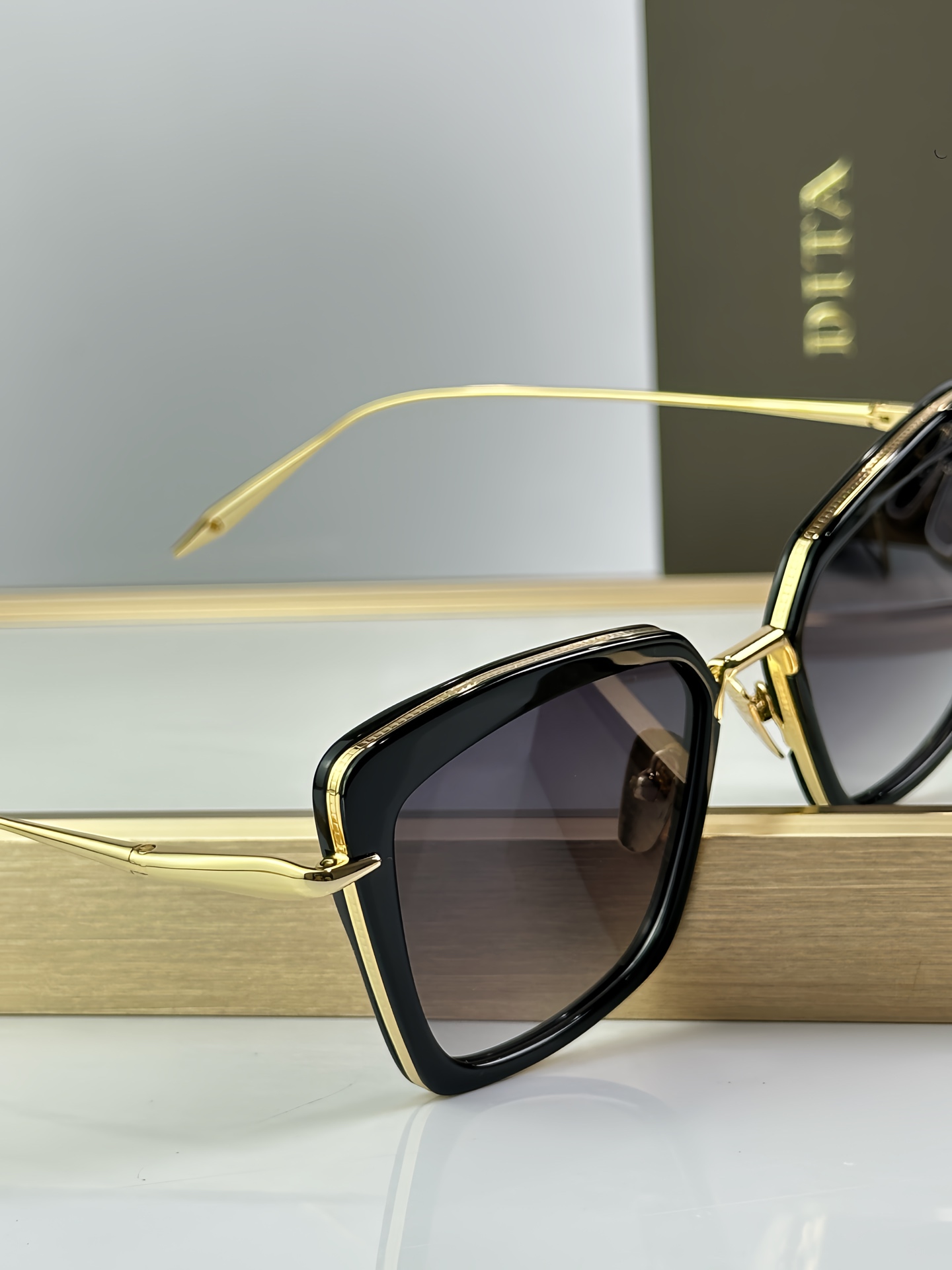 Dita Perplexer DTS 405 Sunglasses, 54-18-135, Stylish Designer Shades for Women 10 i1751076241442 2015 0 8