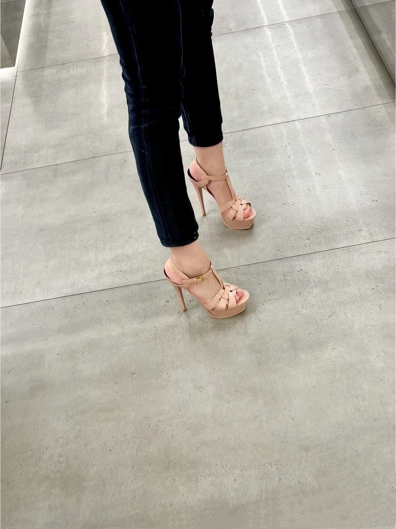 NO:418393,Pictures of feet, sandals, sandals19860909上脚图,凉鞋,sandals,Women's Shoes