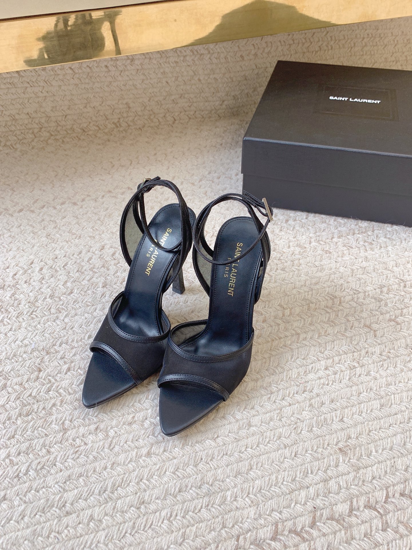 NO:927983,SAIN* LAUREN* fish mouth mesh sandals, original last, top quality material, imported custom grid for the upper, imported sheepskin lining for the feet, genuine leather outsole, heel height 10.5cm, size 35-39 (34, 40 customized, non-returnable, non-exchangeable), sandals, saint laurent, sandals, sheepskin, Leather soles19860909SAIN* LAUREN*鱼嘴网纱凉鞋 原版套楦 顶级品质 材质 鞋面进口定制网格 垫脚进口羊皮里 大底真皮大底 跟高10.5cm 码数35-39（34、40定做不退不换）,凉鞋,saint laurent,sandals,sheepskin,Leather soles,Women's Shoes