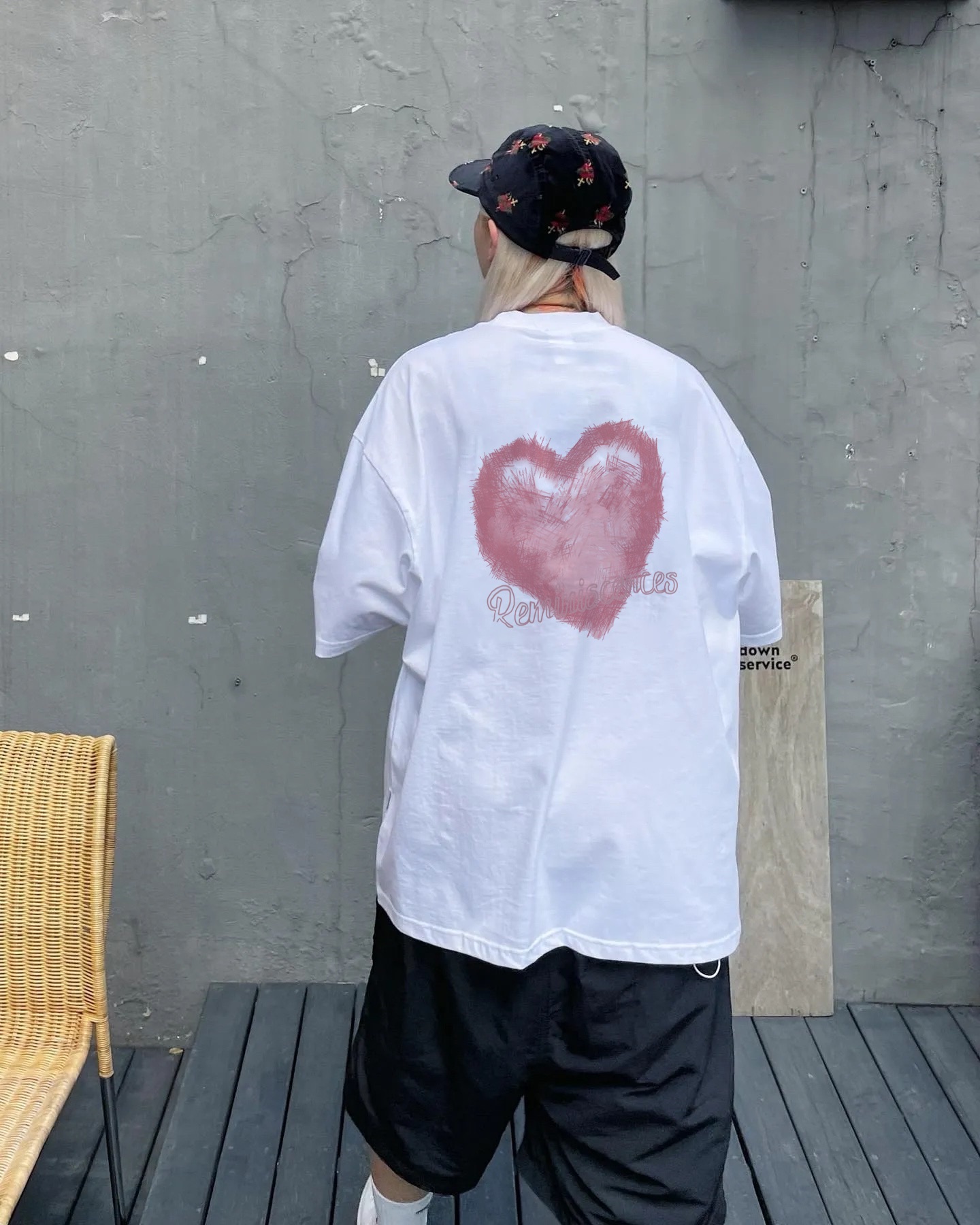 Alternative view of T-Shirt 05577