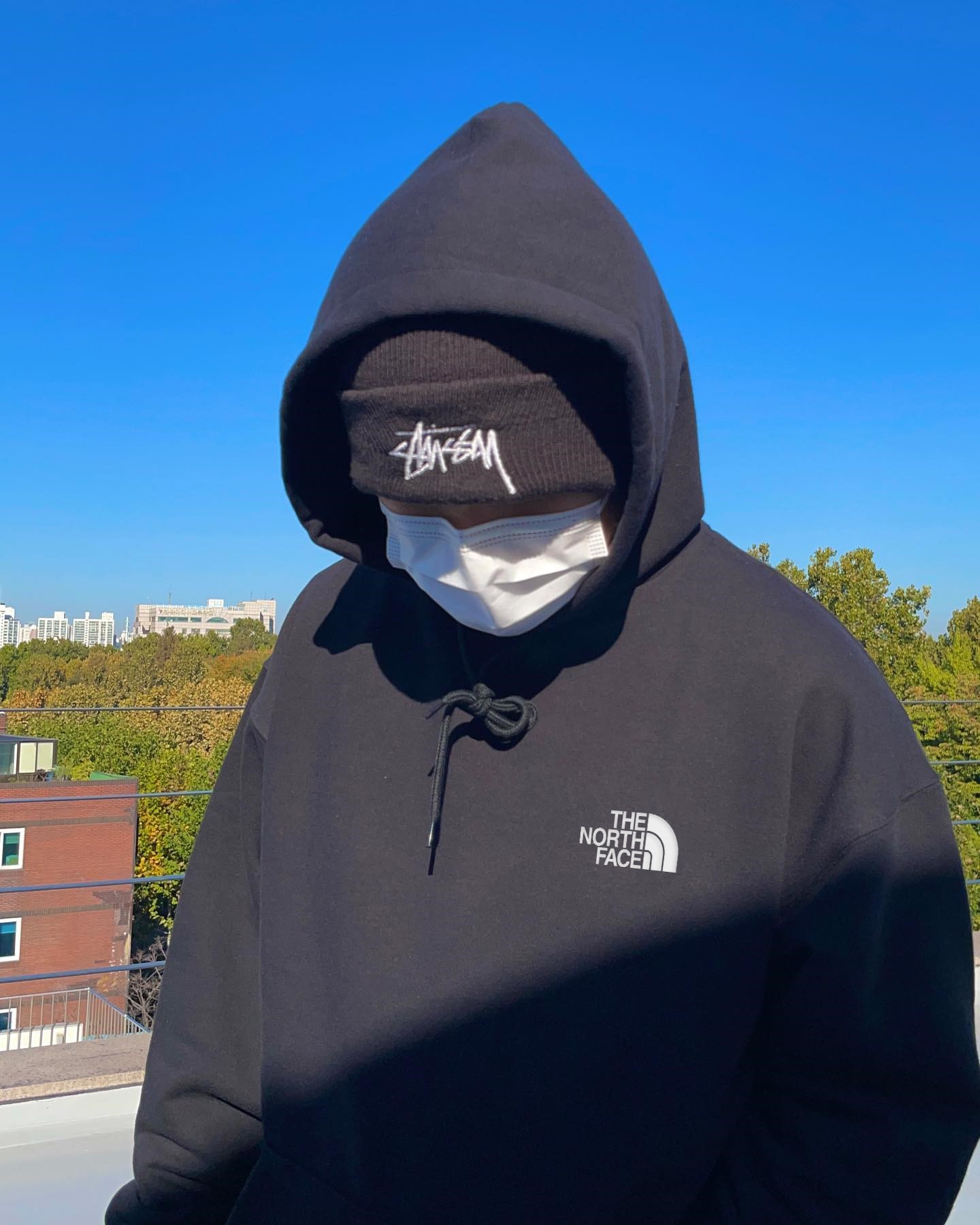 The North Face SS23 Logo Hoodie - Milieuvriendelijk, Comfortabel & Stijlvol