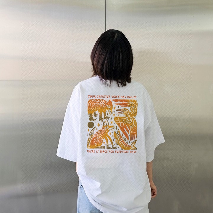 Alternative view of T-Shirt 05572