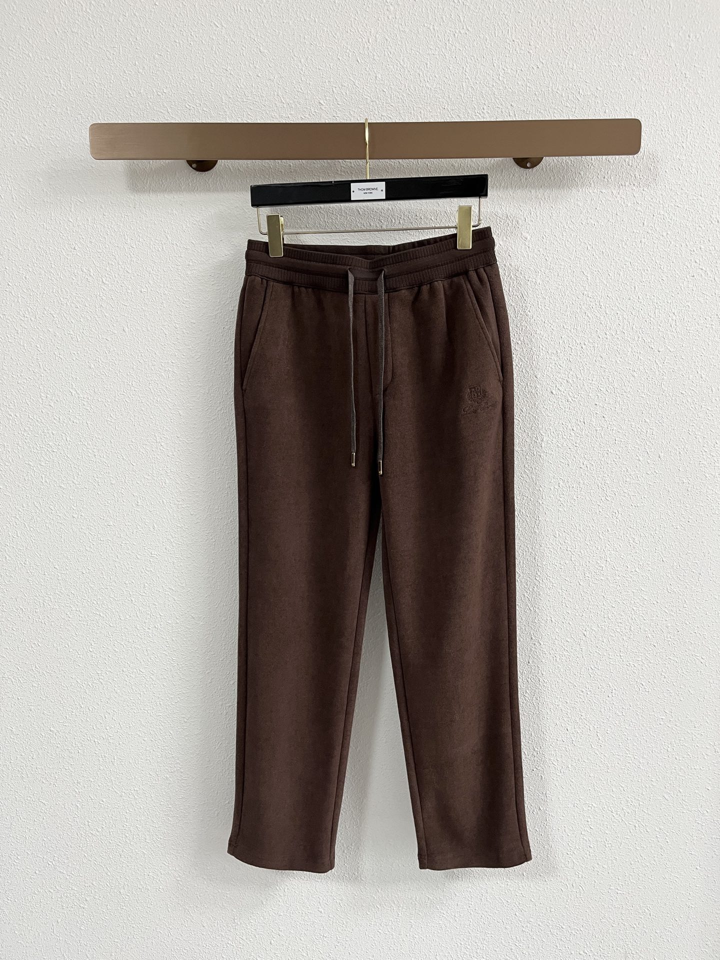 lp🆕 秋冬 ，保暖有型高密度毛巾面混纺松紧腰直脚休闲裤 经典百搭 标志刺绣的点缀，松紧腰抽绳 合体的剪