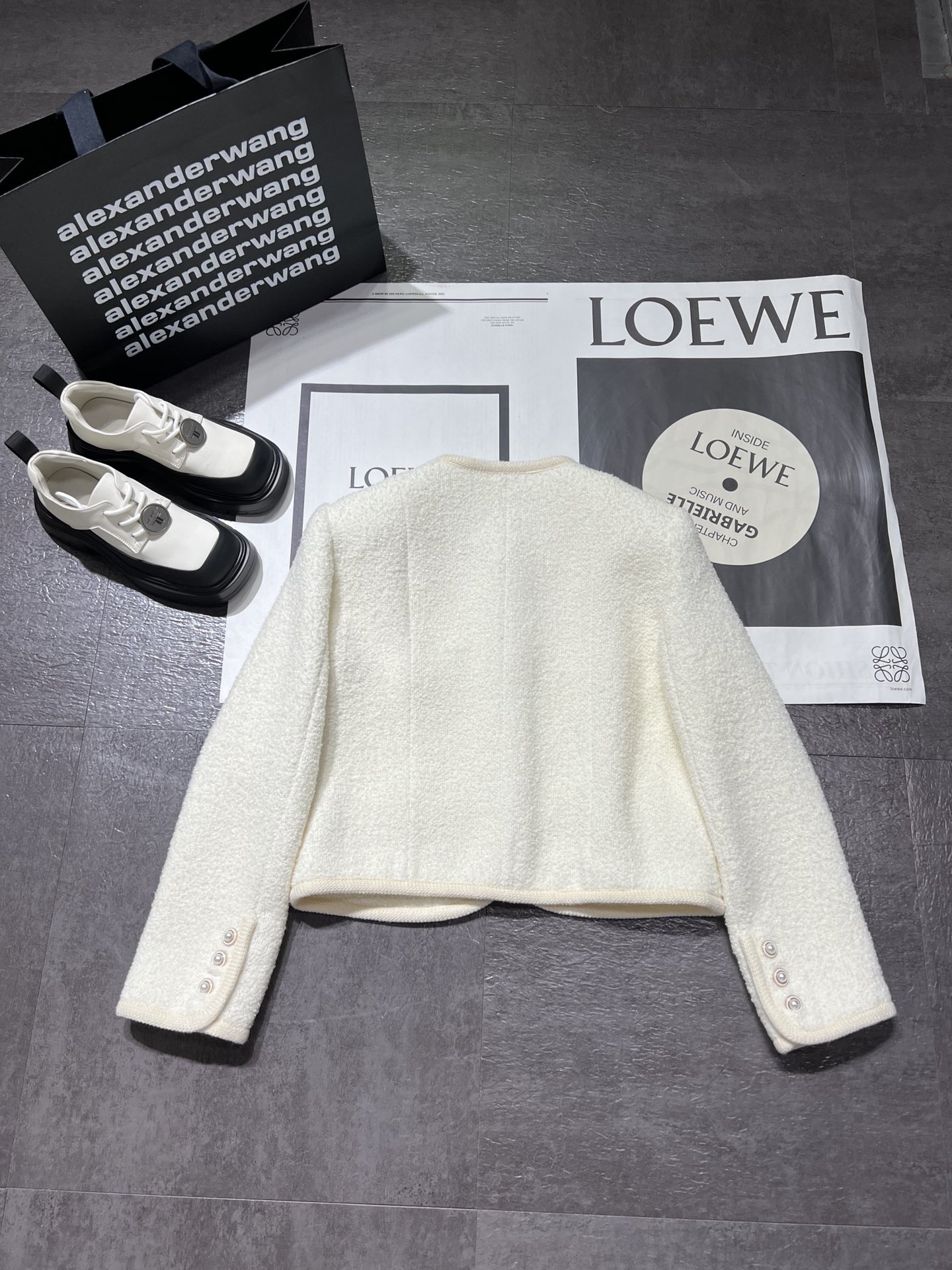 “High-quality Women’s Clothes Featuring Maje Packs and Wool-Rich Fabric” - 图片 3