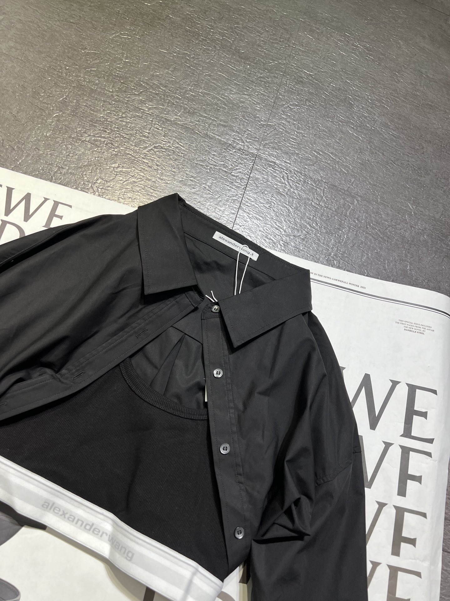 High-End Women’s Suit with Shirts: Quality, Style, Value for Money - 图片 2