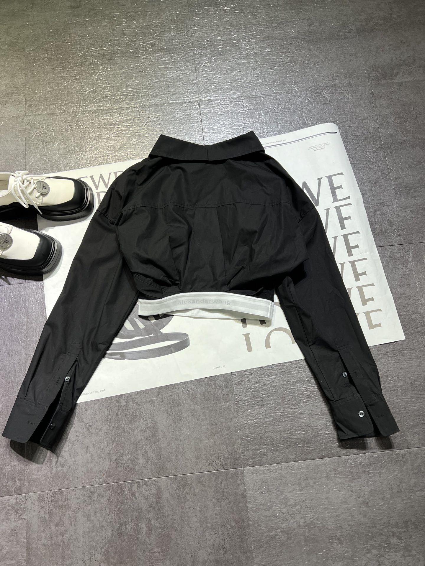High-End Women’s Suit with Shirts: Quality, Style, Value for Money - 图片 5