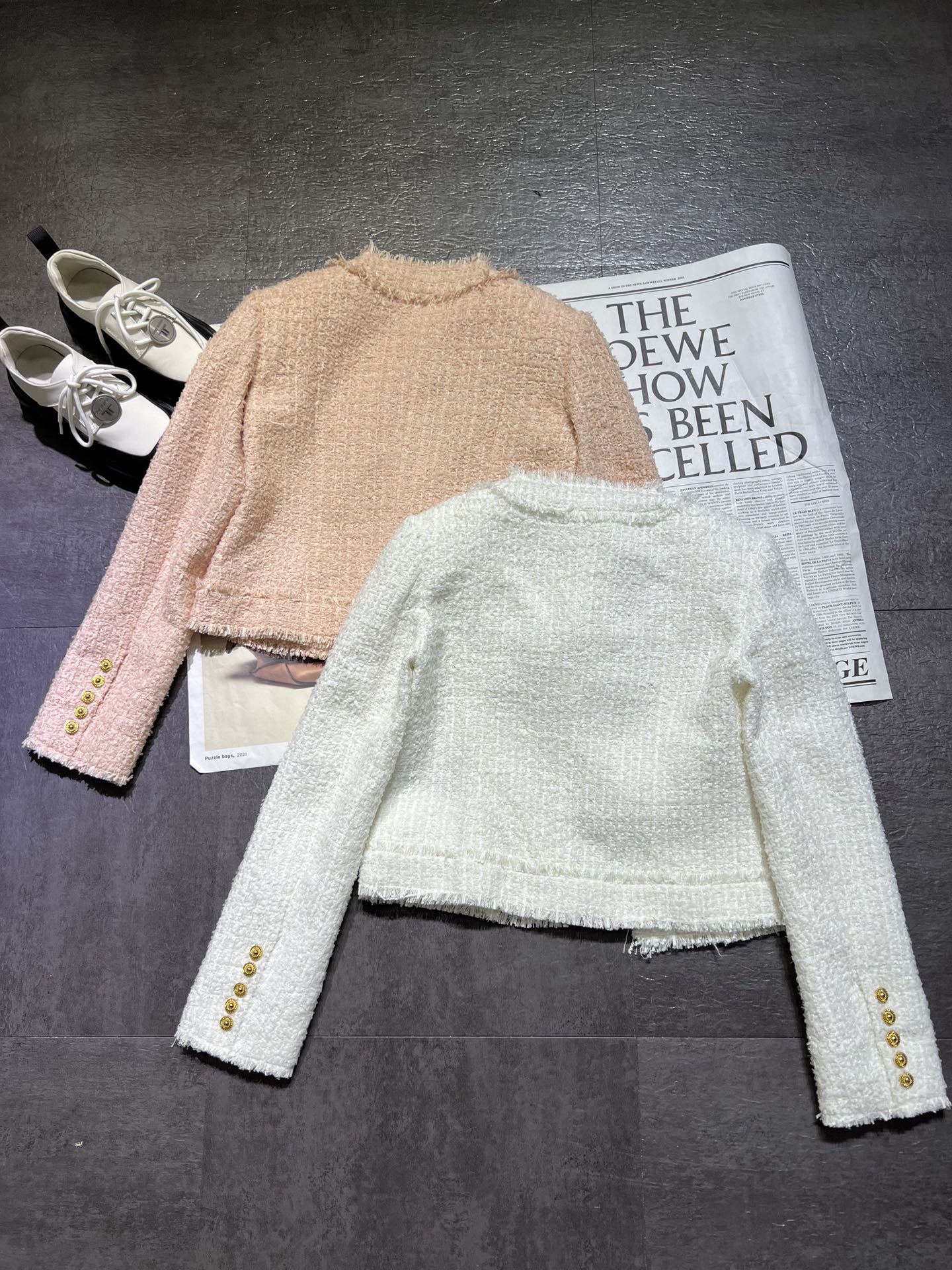 “Balmain Girl’s Short Jacket: Handmade Cotton Shoulder, Versatile Style” - 图片 6