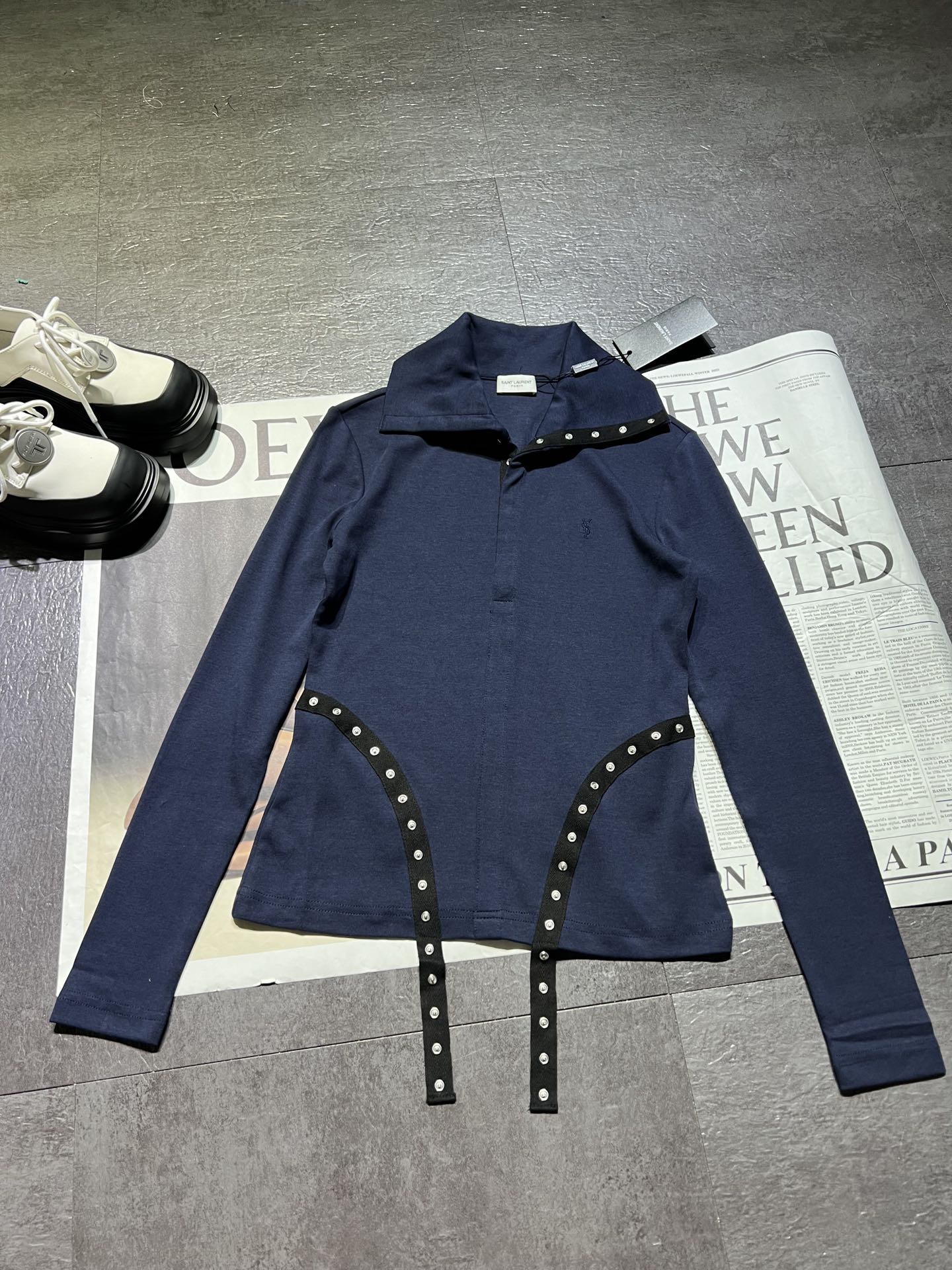 High-End Women’s Clothing: Custom Fabric, Long-Sleeved Shirts, High-Quality, Stylish Fit - 图片 5