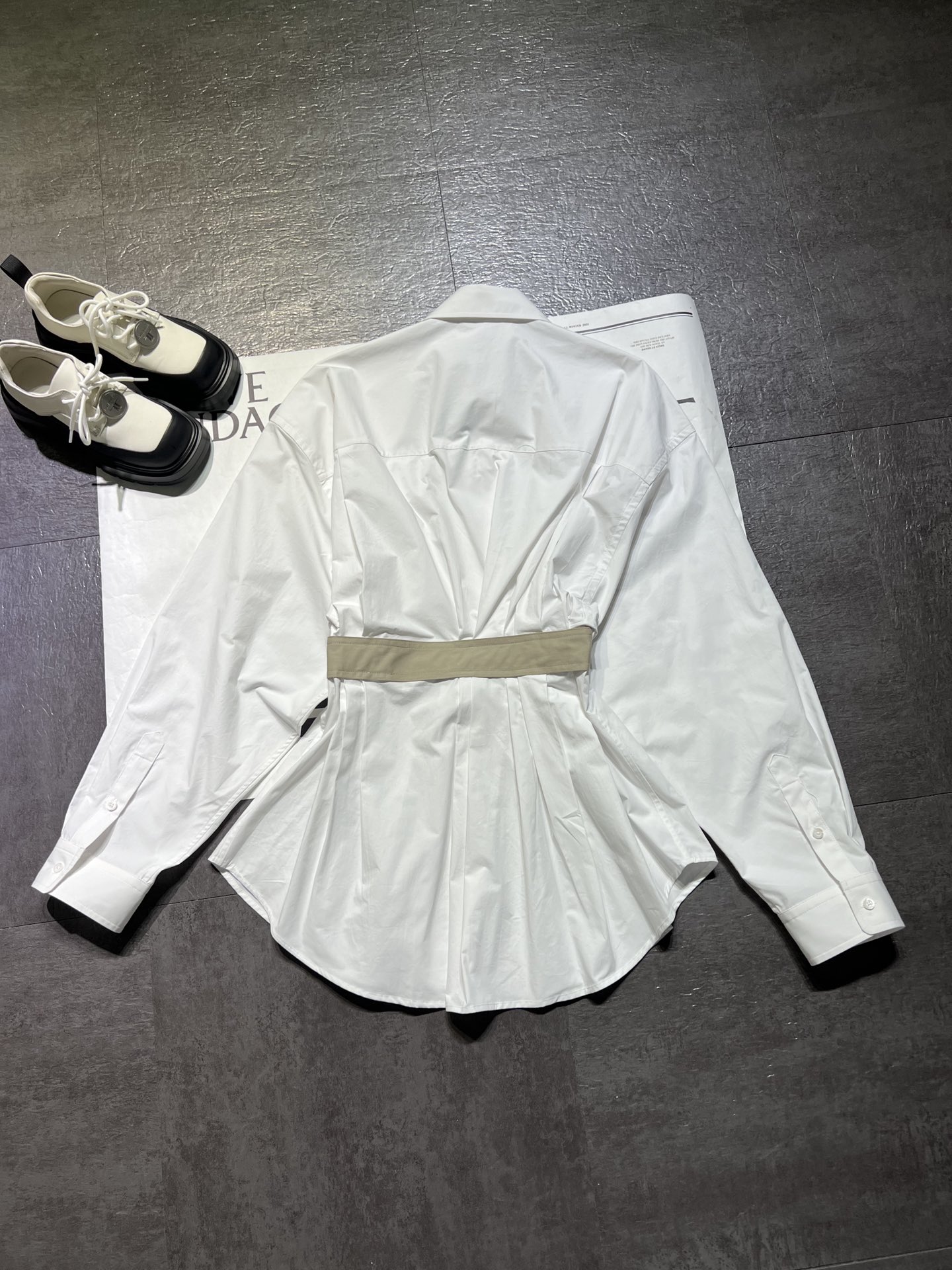 High-Quality Women’s Clothes: Balencia Blouse, Bone-Sensored Cotton Shirts, High-End Fashion - 图片 5