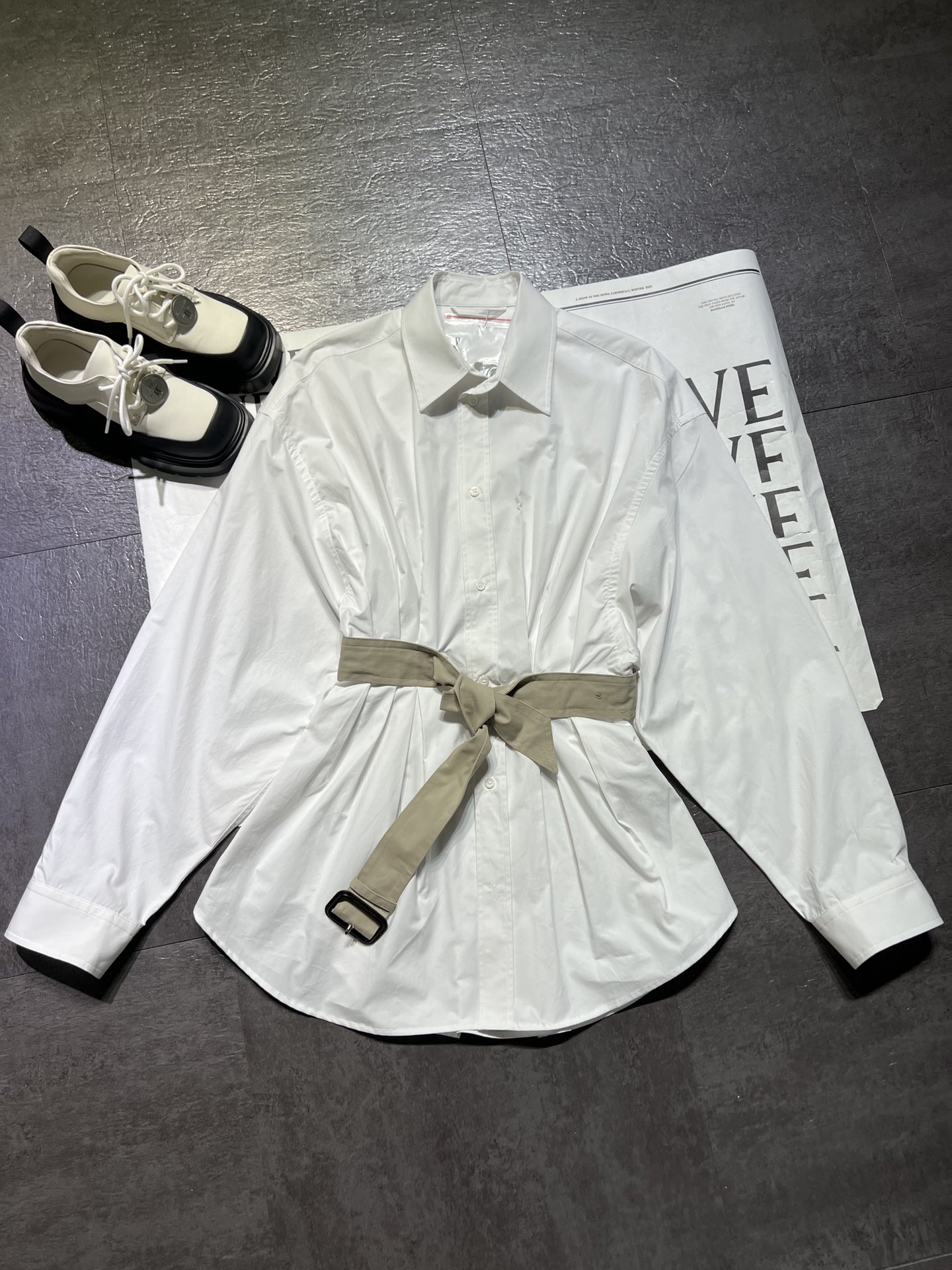 High-Quality Women’s Clothes: Balencia Blouse, Bone-Sensored Cotton Shirts, High-End Fashion - 图片 4
