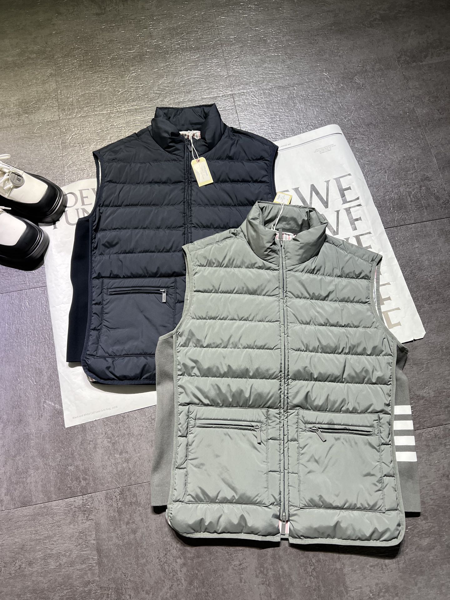 “High-Quality Women’s Clothing: THOM BROWN Nylon Velvet Vests for Men and Women” - 图片 1