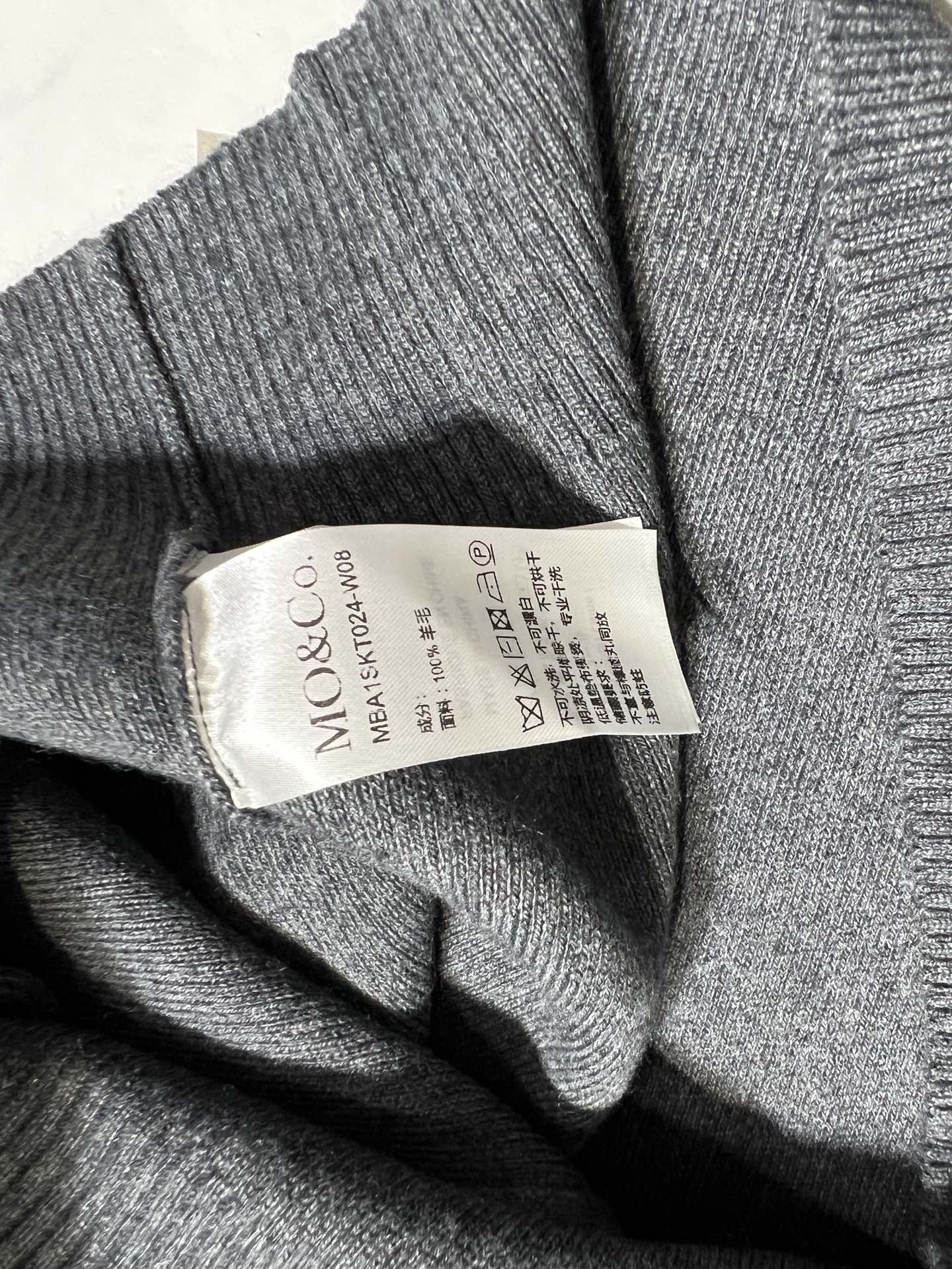 High Quality Women’s Clothes with Cash Packed Delivery: Stylish Shirts, Fleeces, and More! - 图片 8