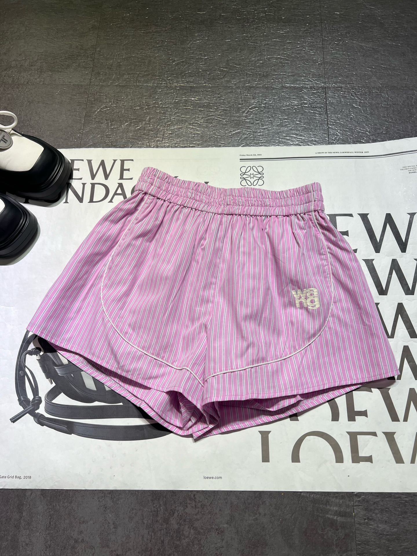 High-Quality Women’s Clothes Set by Alexander Wang: Striped Shirts, Shorts, and Custom Pieces - 图片 5
