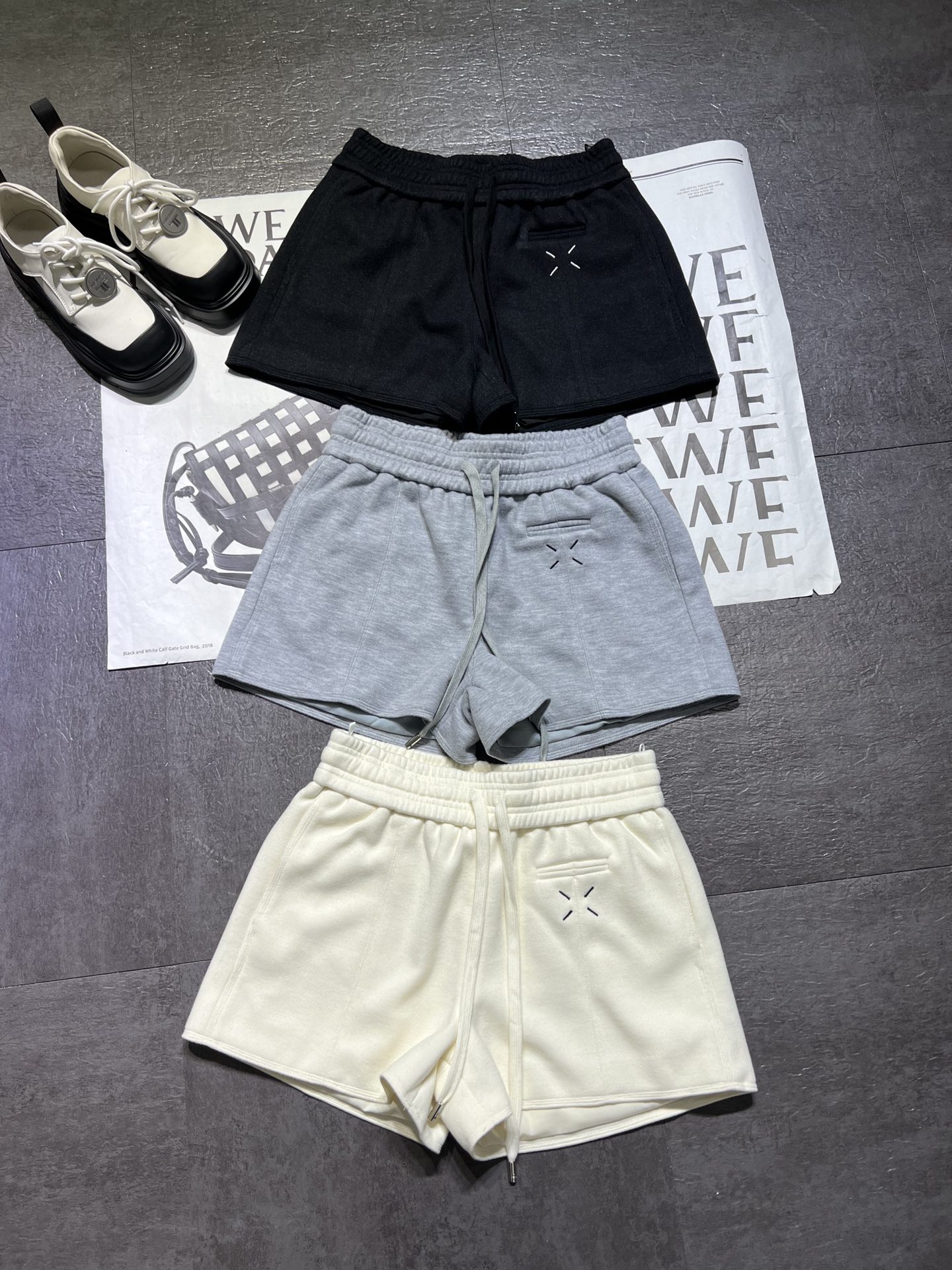 High Quality Women’s Clothes: MM6 Super-Dressed Autumn/Winter Shorts Package - 图片 2