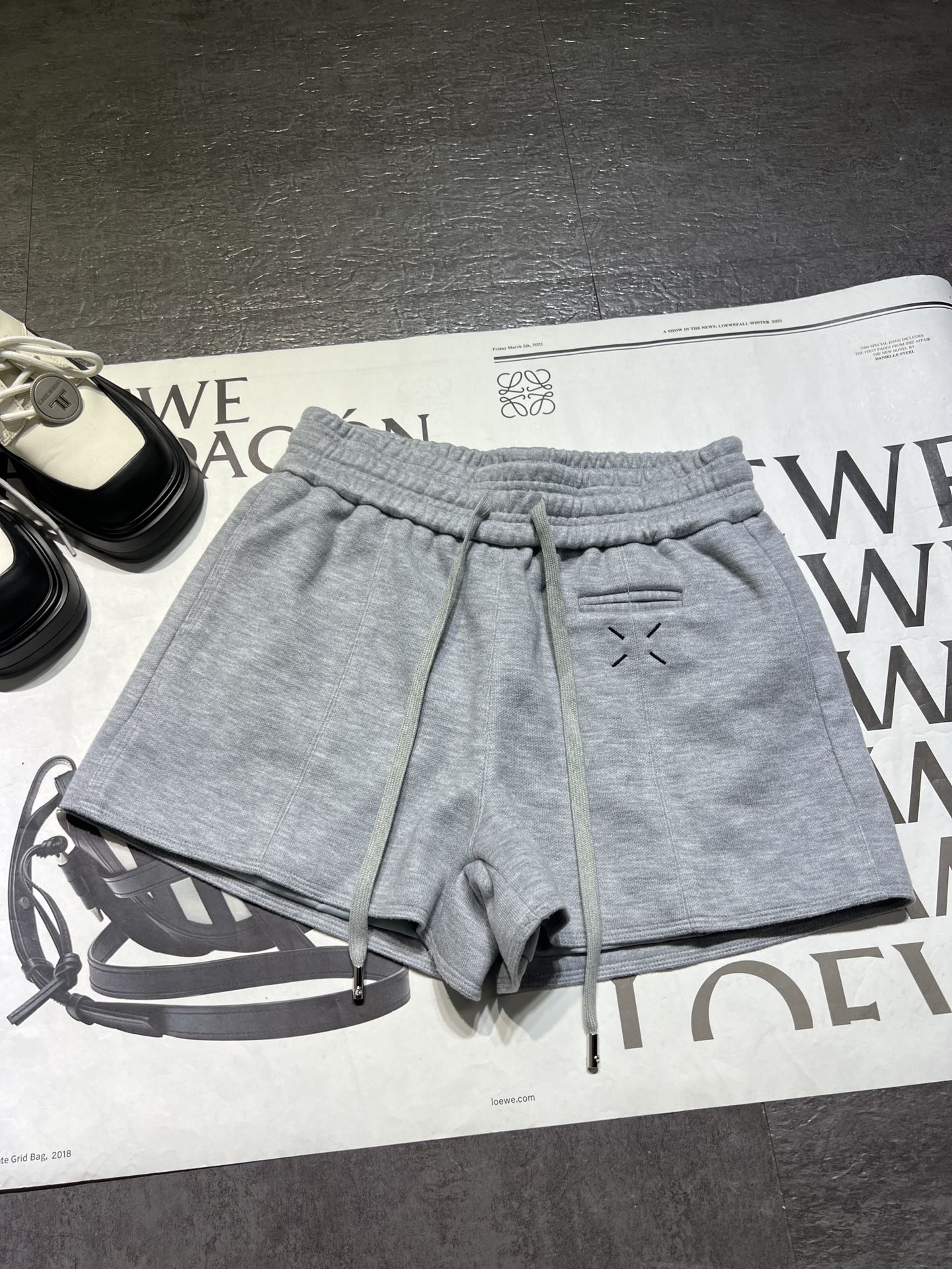 High Quality Women’s Clothes: MM6 Super-Dressed Autumn/Winter Shorts Package - 图片 5
