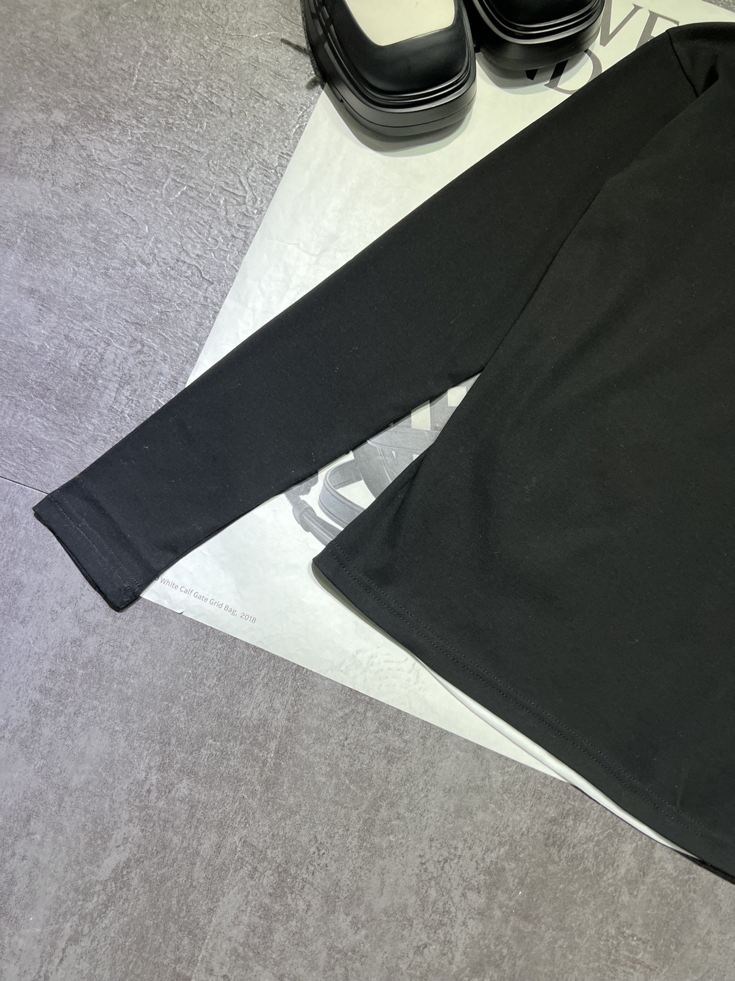 High-Quality Women’s Suit with Innovative Pre-Form Design and Comfortable Fabric - 图片 7