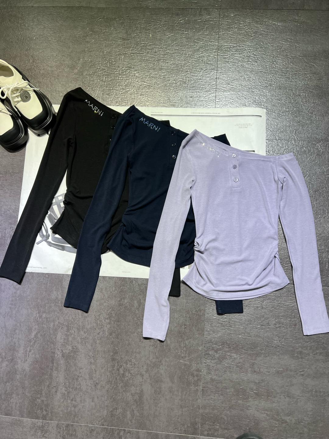 “High Quality Women’s Clothes: Marni’s Long-Sleeved Shoulder Shirts for Perfect Style” - 图片 6