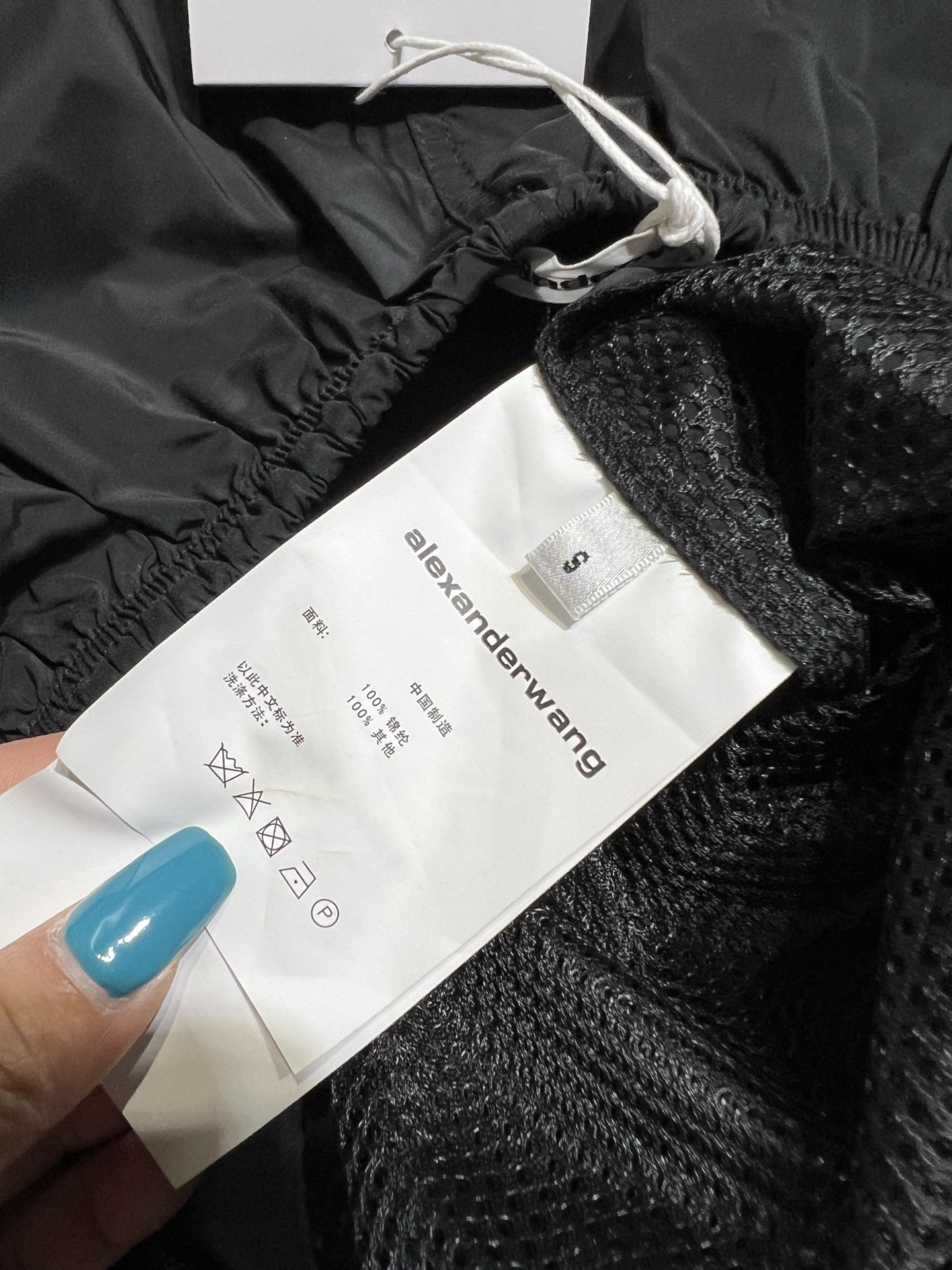 High-end Women’s Suit by Alexanderwan: Jacket, Pants, Stylish Uppers – SMLs. - 图片 8