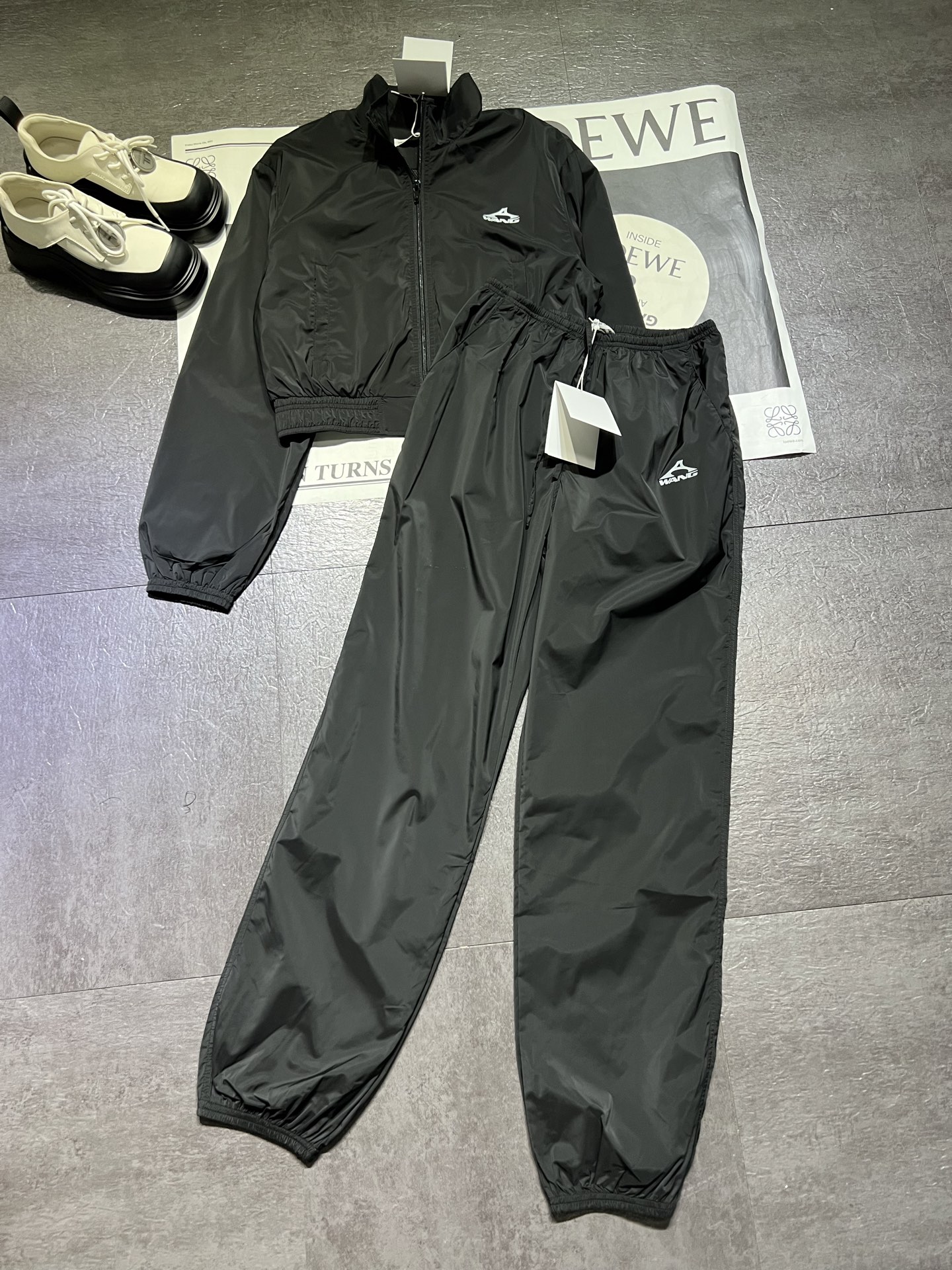 High-end Women’s Suit by Alexanderwan: Jacket, Pants, Stylish Uppers – SMLs.