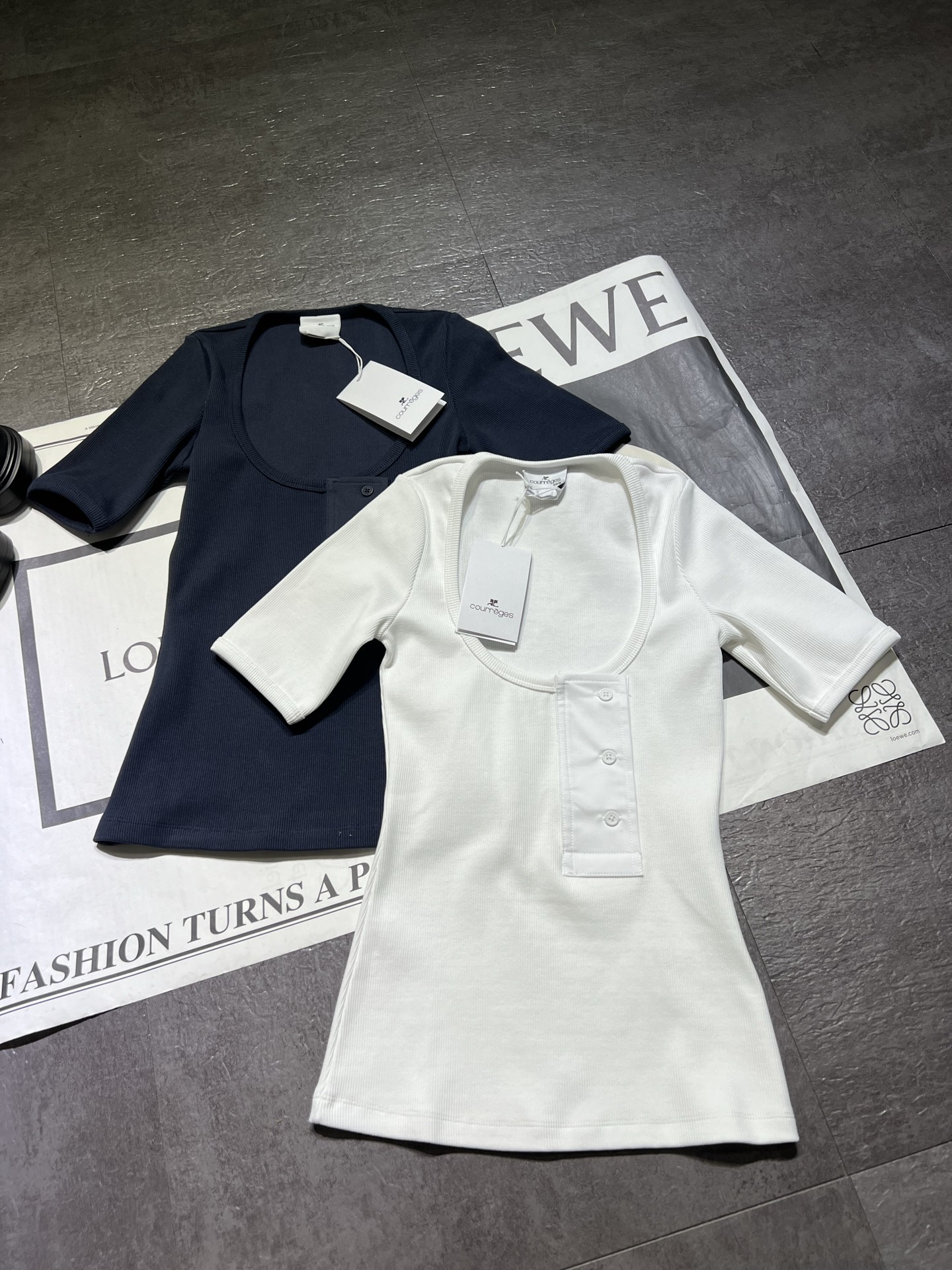 p380 High Quality Women’s Clothes with Package Original Development [ENG] COURREGE**