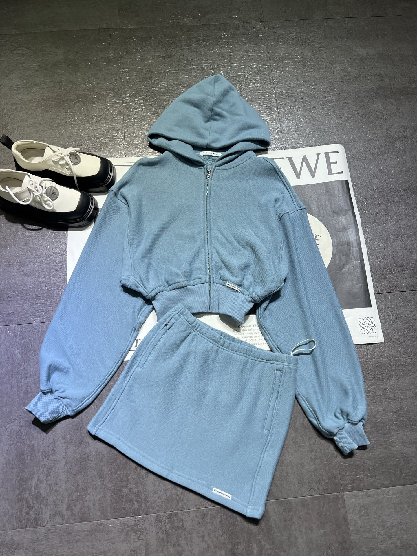p748 / set of high-quality women’s clothes packed with 🔥alexanderwan - 图片 1