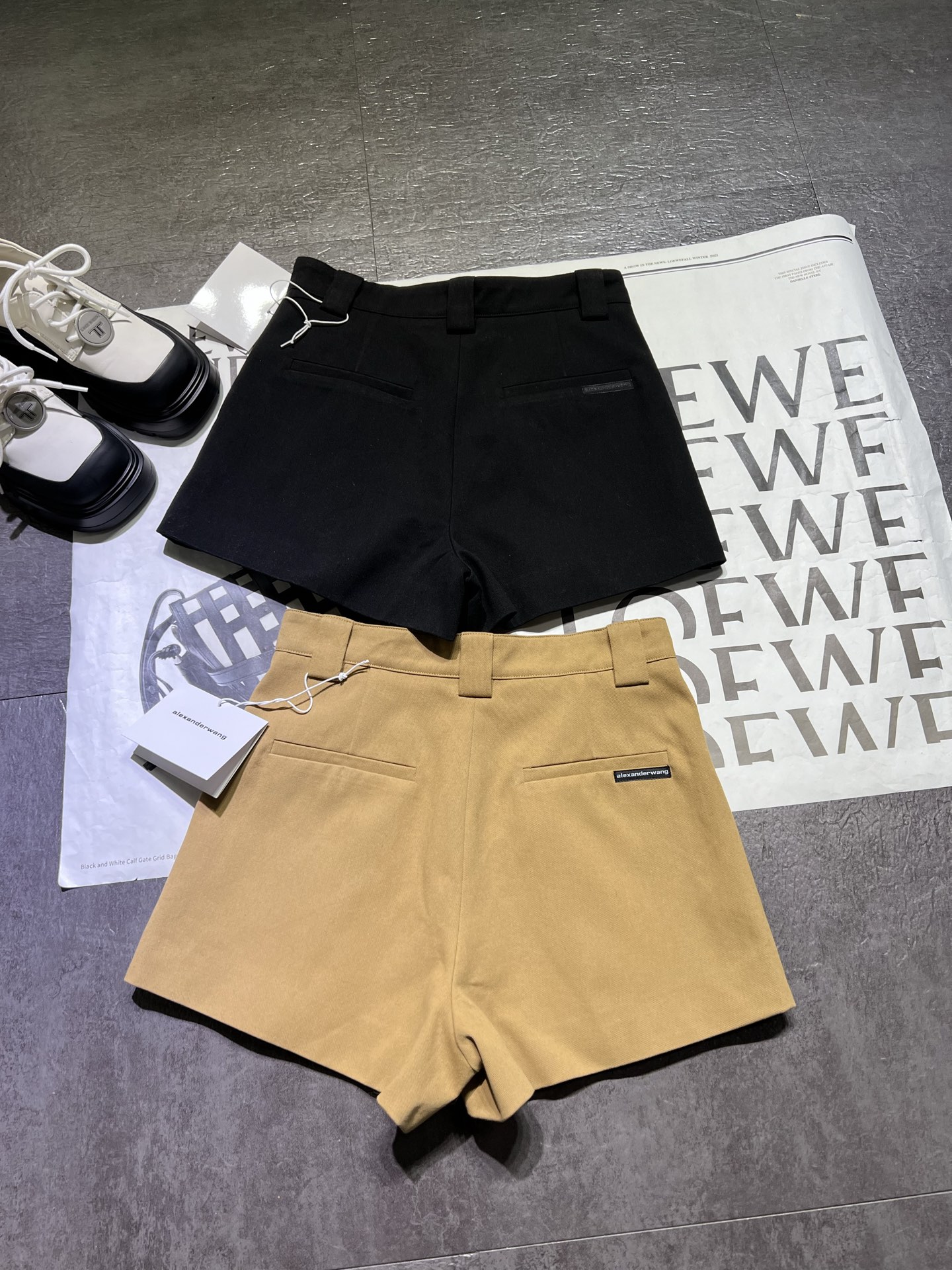 High-end Quality Women’s Clothes: Cotton Alexanderwan Shorts with Super Long Thighs - 图片 2