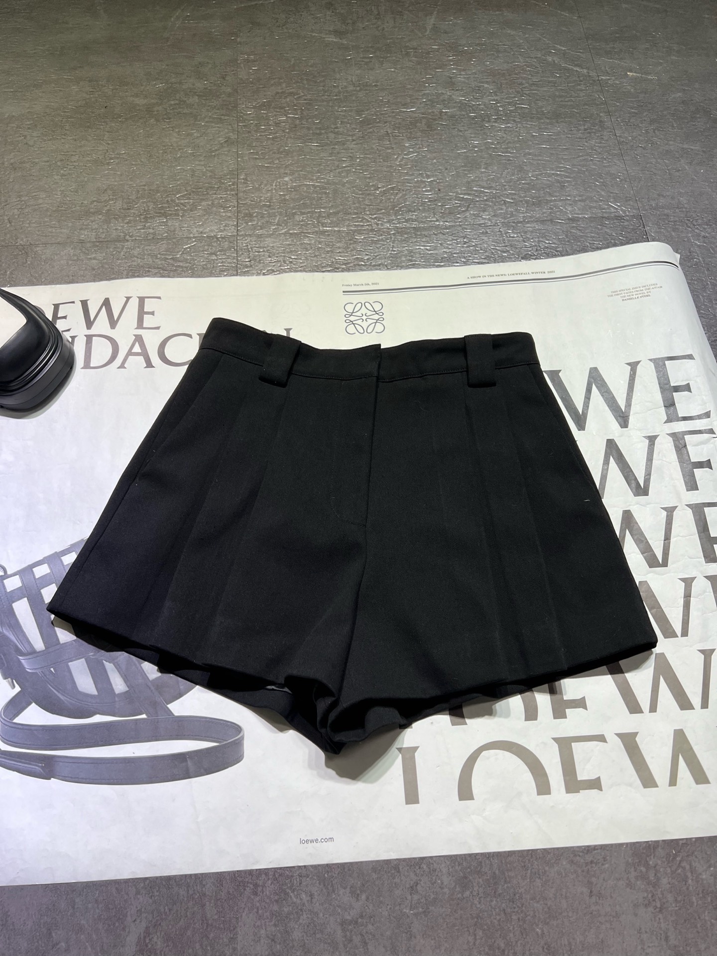 High-end Quality Women’s Clothes: Cotton Alexanderwan Shorts with Super Long Thighs - 图片 4