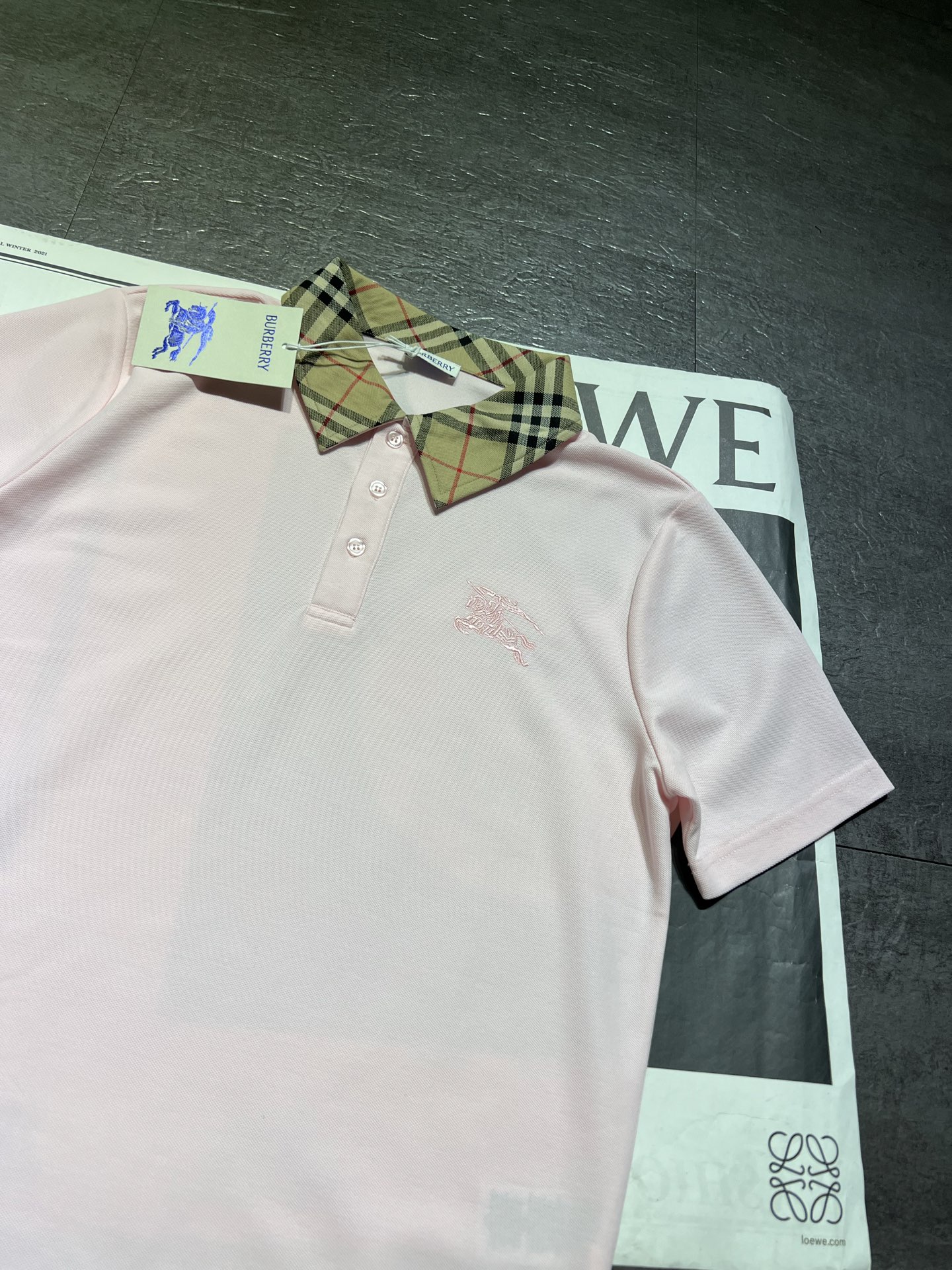 Luxury Women’s Clothing: Burberry & Barbour Coats, Customized Necklaces, High-End Quality Recognition - 图片 2