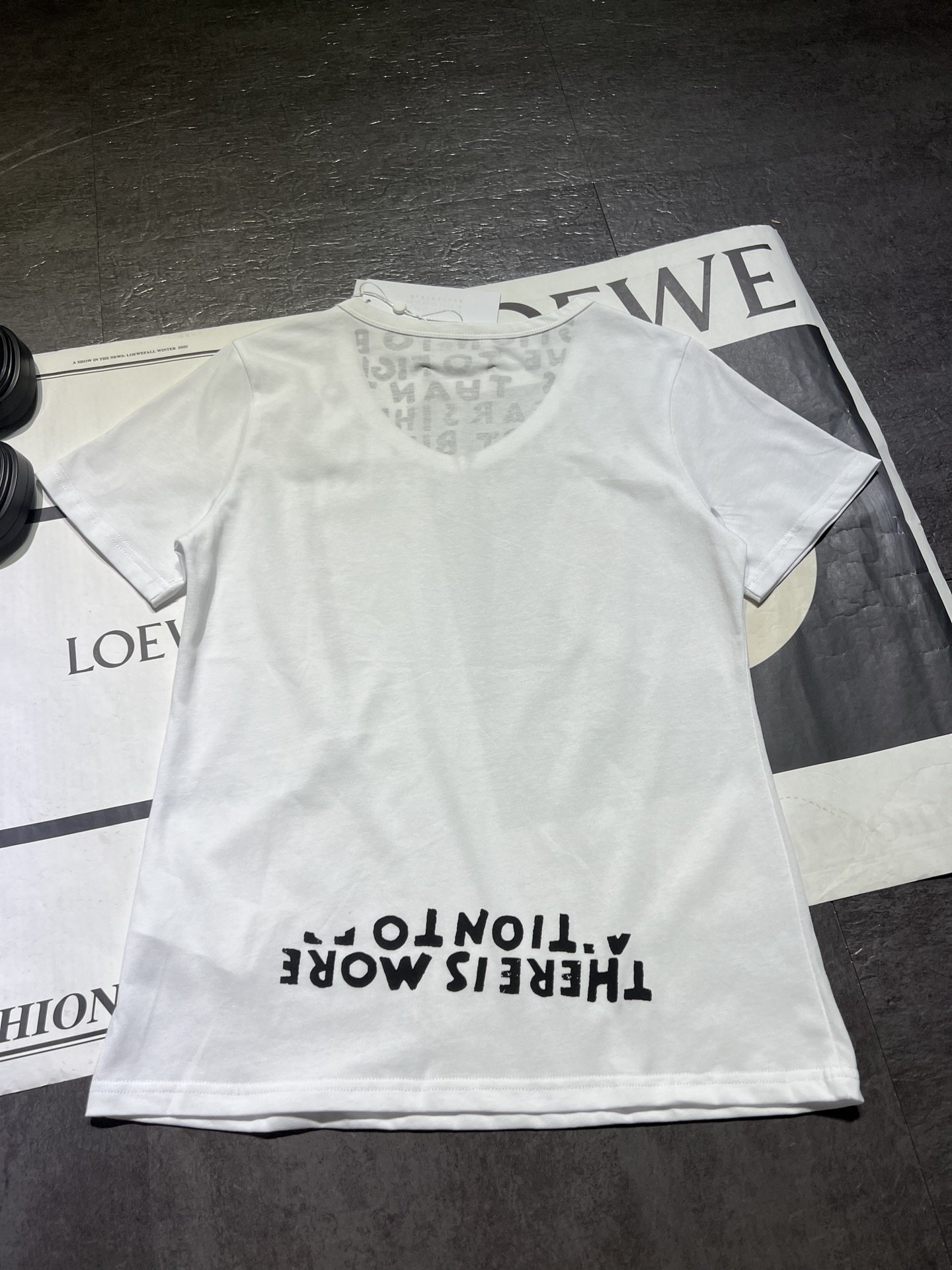 High-Quality Women’s Clothes: Maison Margi*la 25Ss Spring/Summer New MM6 Digital Printed T-shirts - 图片 4