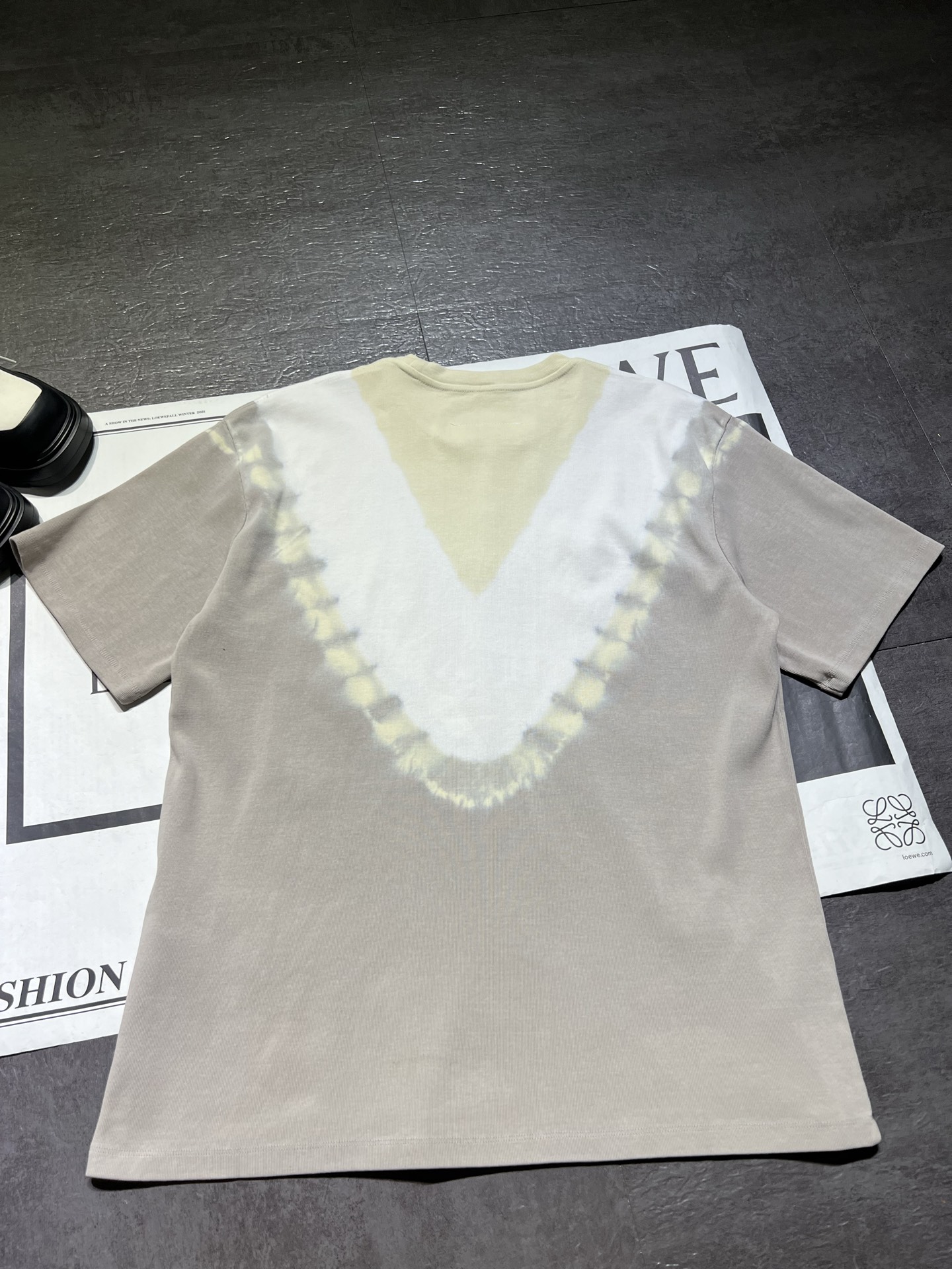 High-Quality Maison Margiela 25ss Women’s T-shirt with Unique Design and Branding - 图片 4