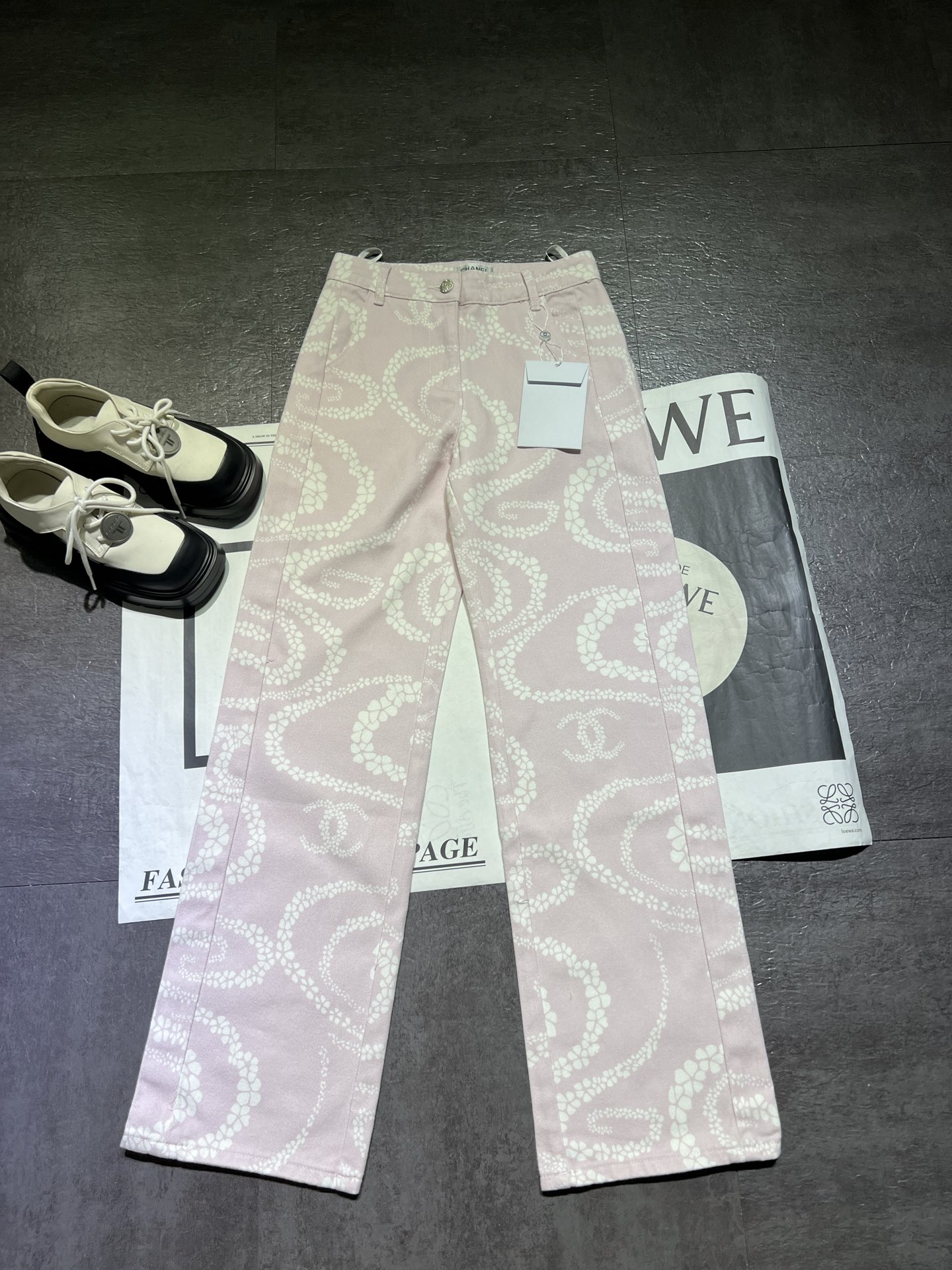 High-Quality Women’s Suit with New 4860C Fragrance and Tailor-Made Details - 图片 6