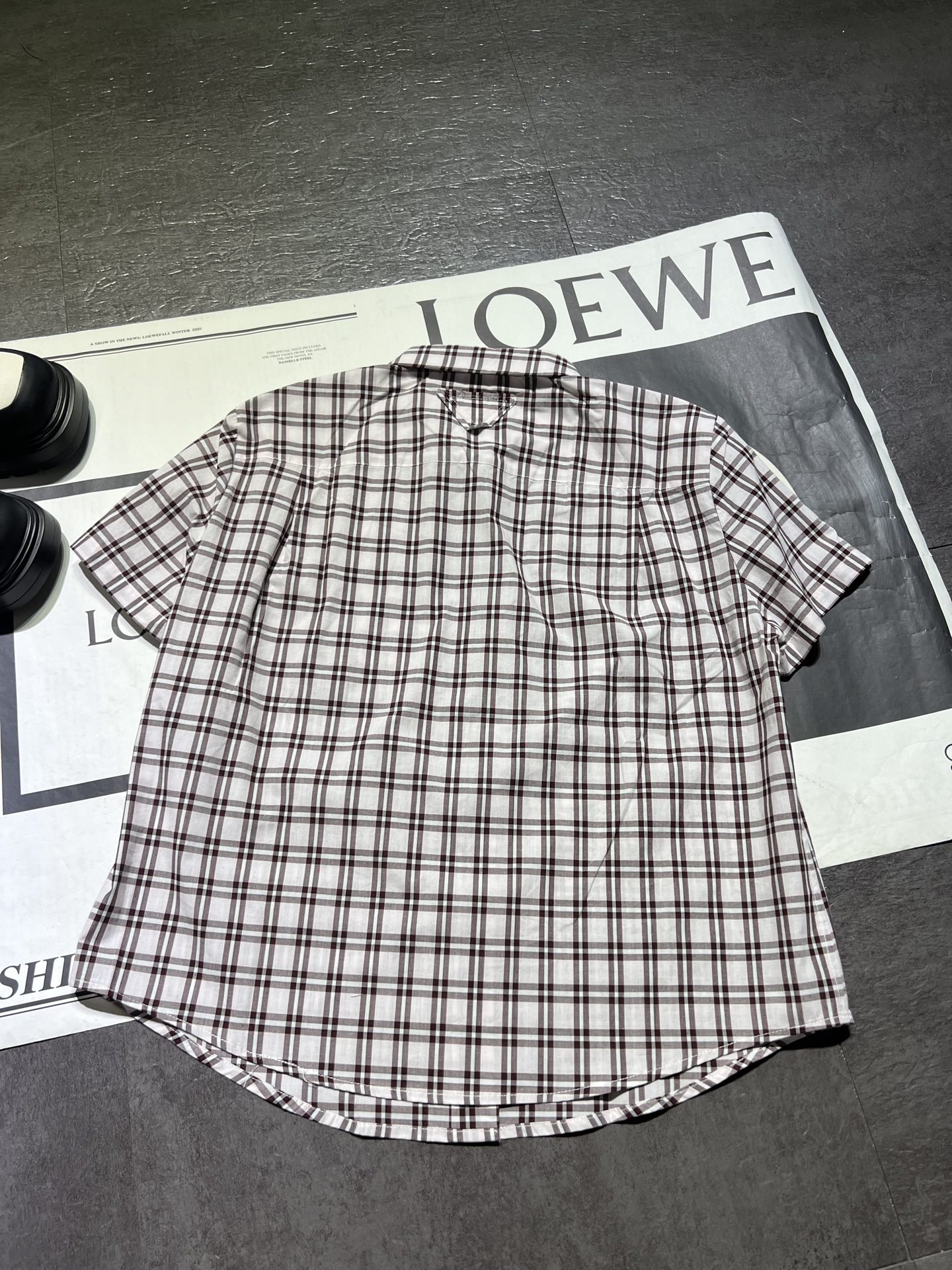 High-end Women’s Clothes: Prada Shirt, Spring Shagg Shorts, Classic Pairing and Single-Dressing - 图片 4