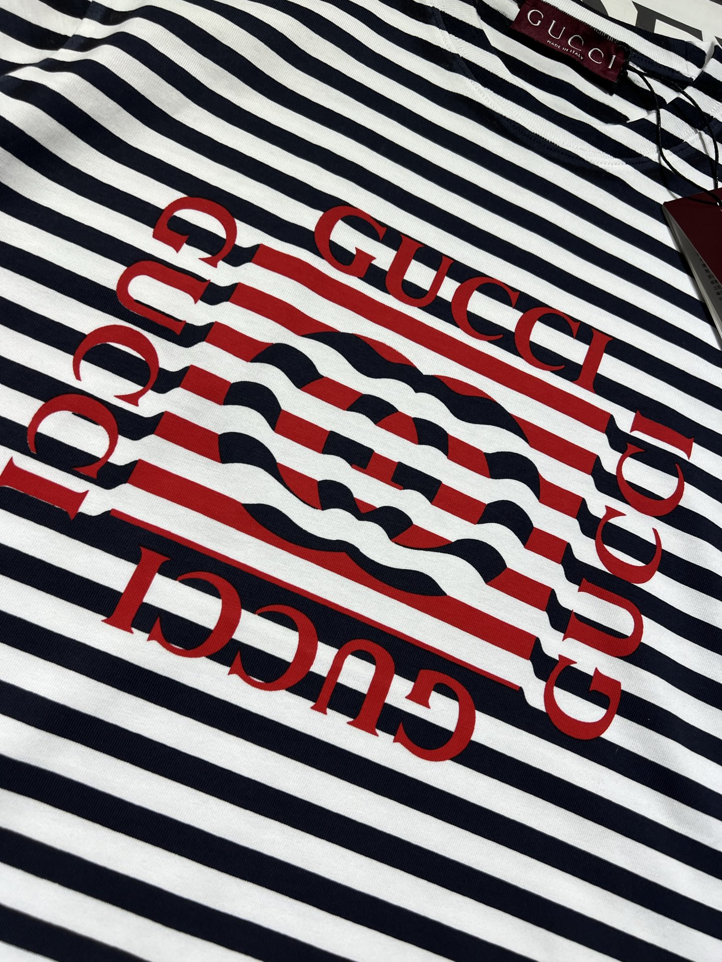 2025 Spring/Summer High-End Unisex Clothes with Gucci Grouch T-Shirts Packaged – Custom Fabrics, SML Sizes - 图片 6