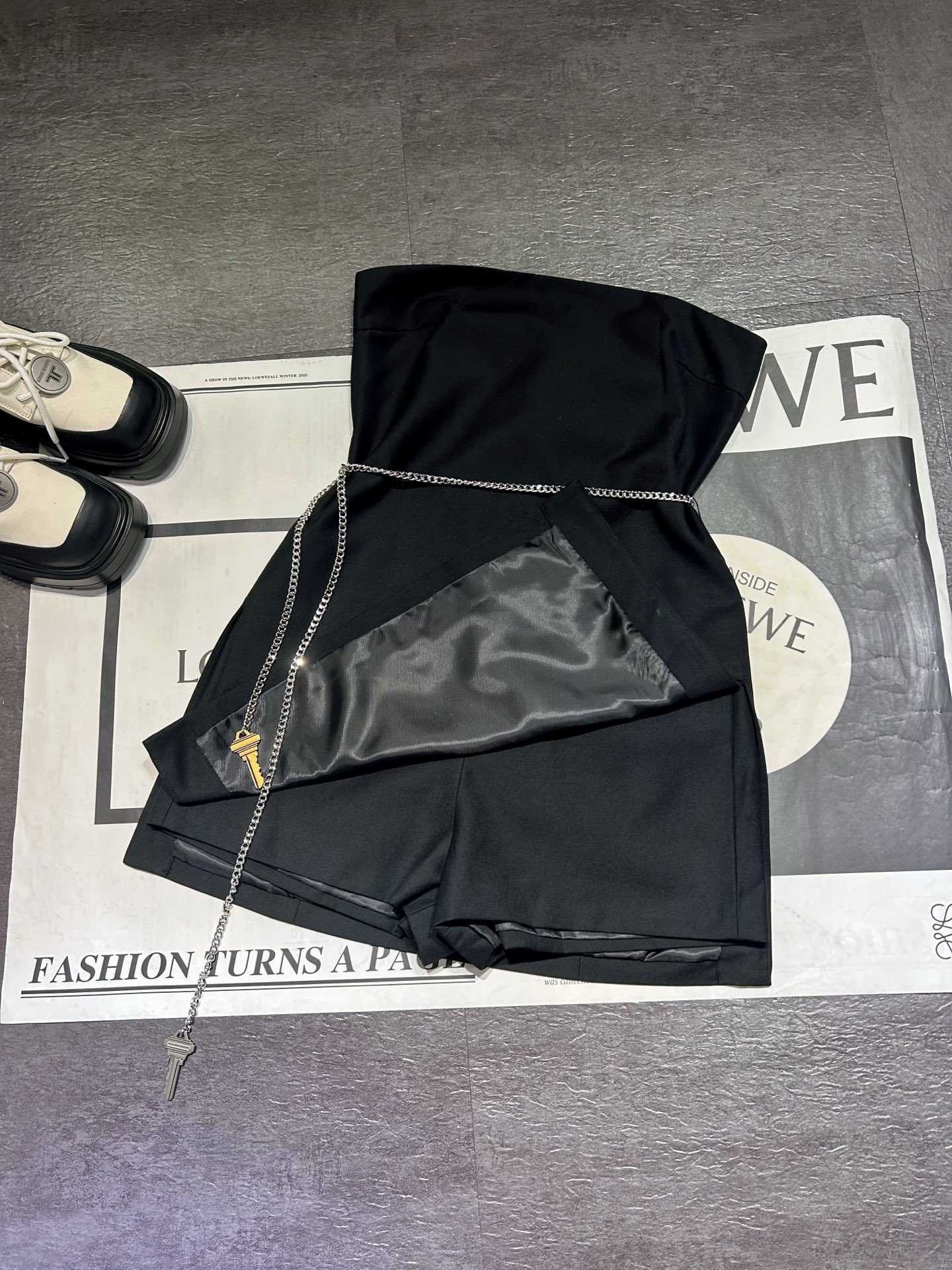 High-Quality Women’s Clothing: Alexanderwan Knitting Dress with Chain Decoration and Security Pants - 图片 4